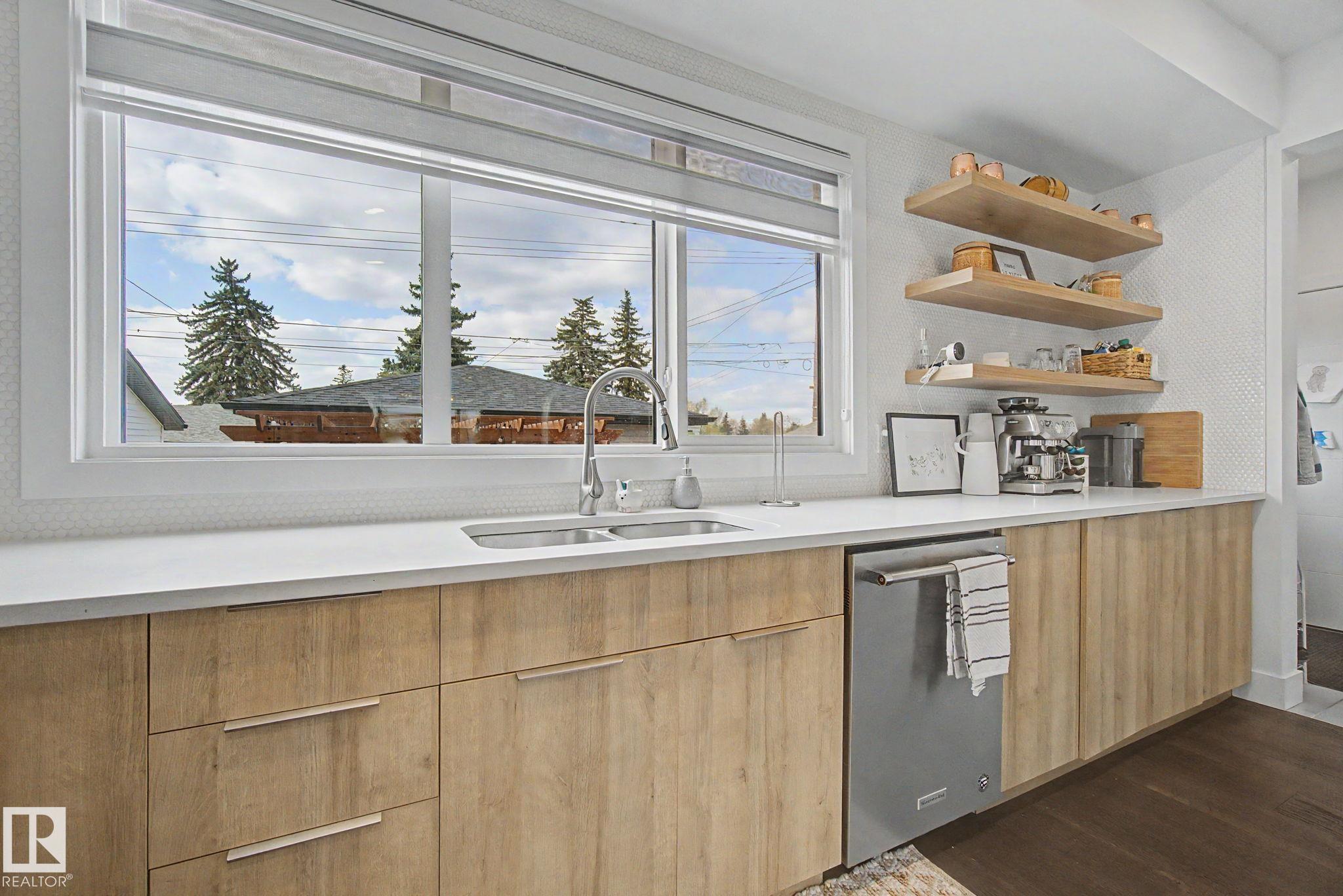 Photo 18 at 11406 55 Avenue NW, Lendrum Place, Edmonton