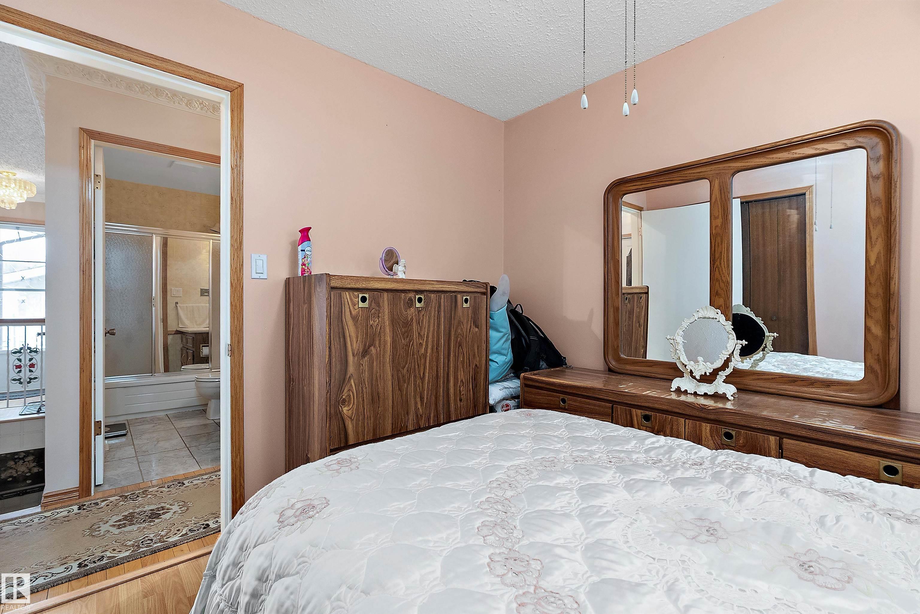 Photo 25 at 15907 101 Street NW, Beaumaris, Edmonton