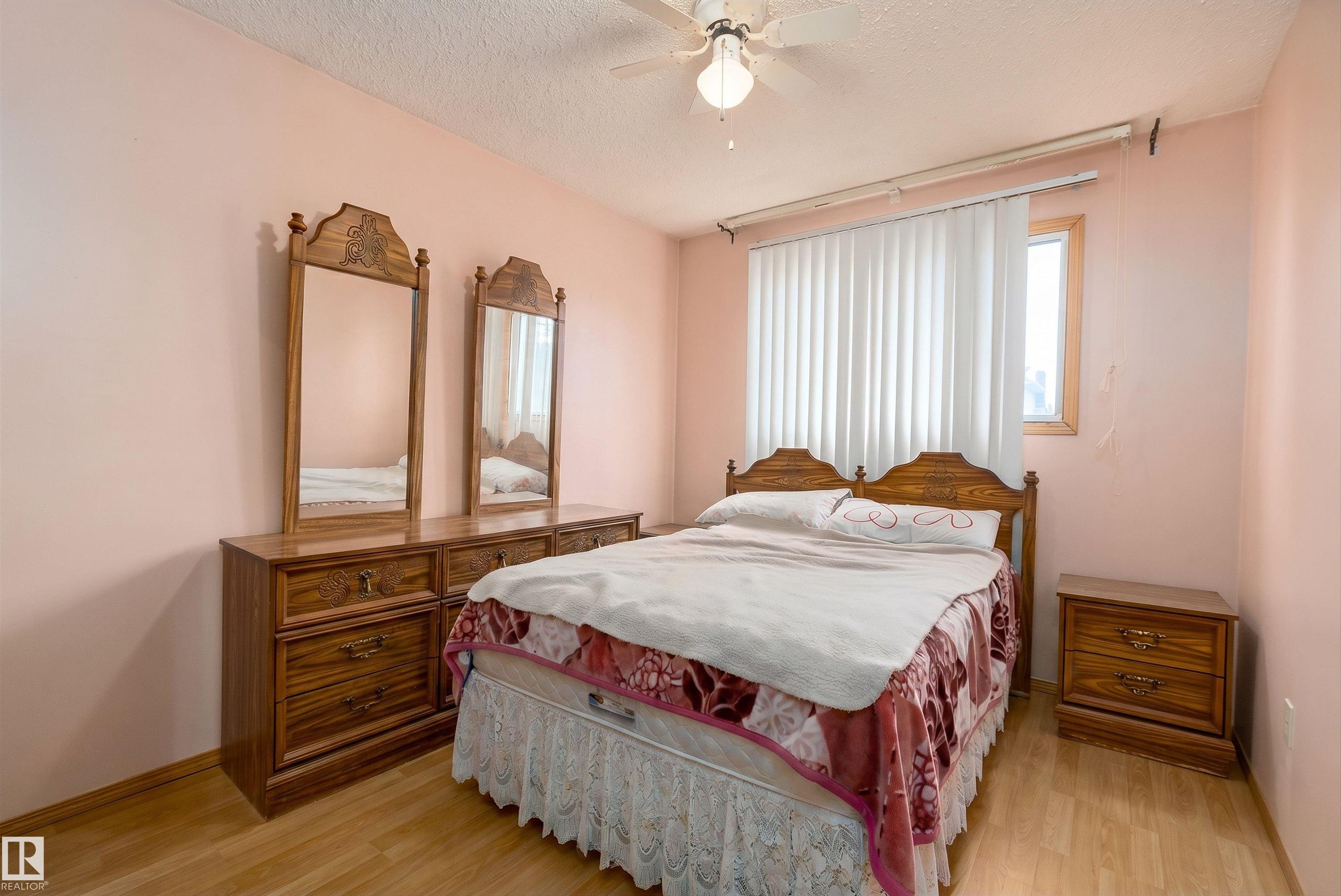 Photo 27 at 15907 101 Street NW, Beaumaris, Edmonton