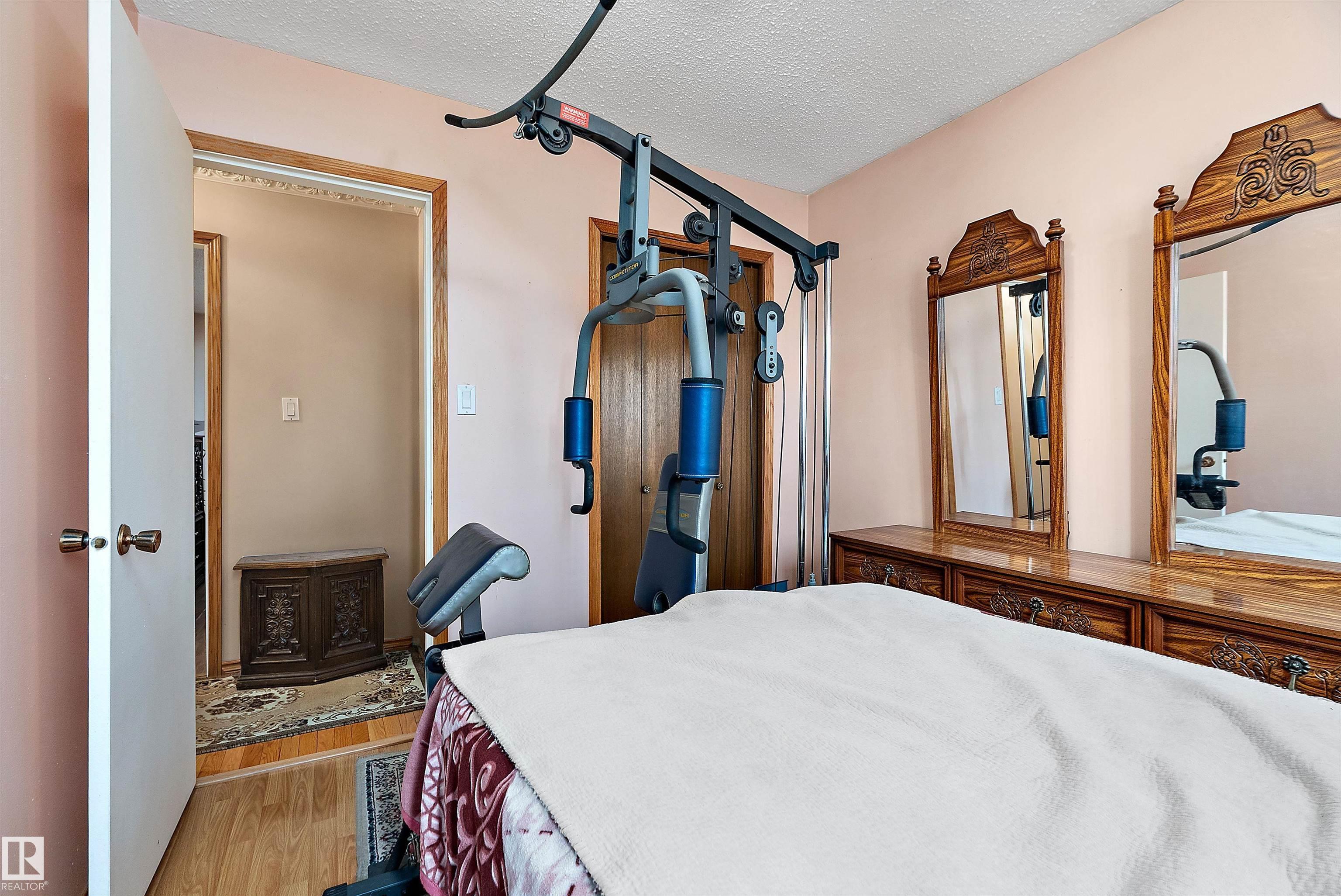 Photo 28 at 15907 101 Street NW, Beaumaris, Edmonton