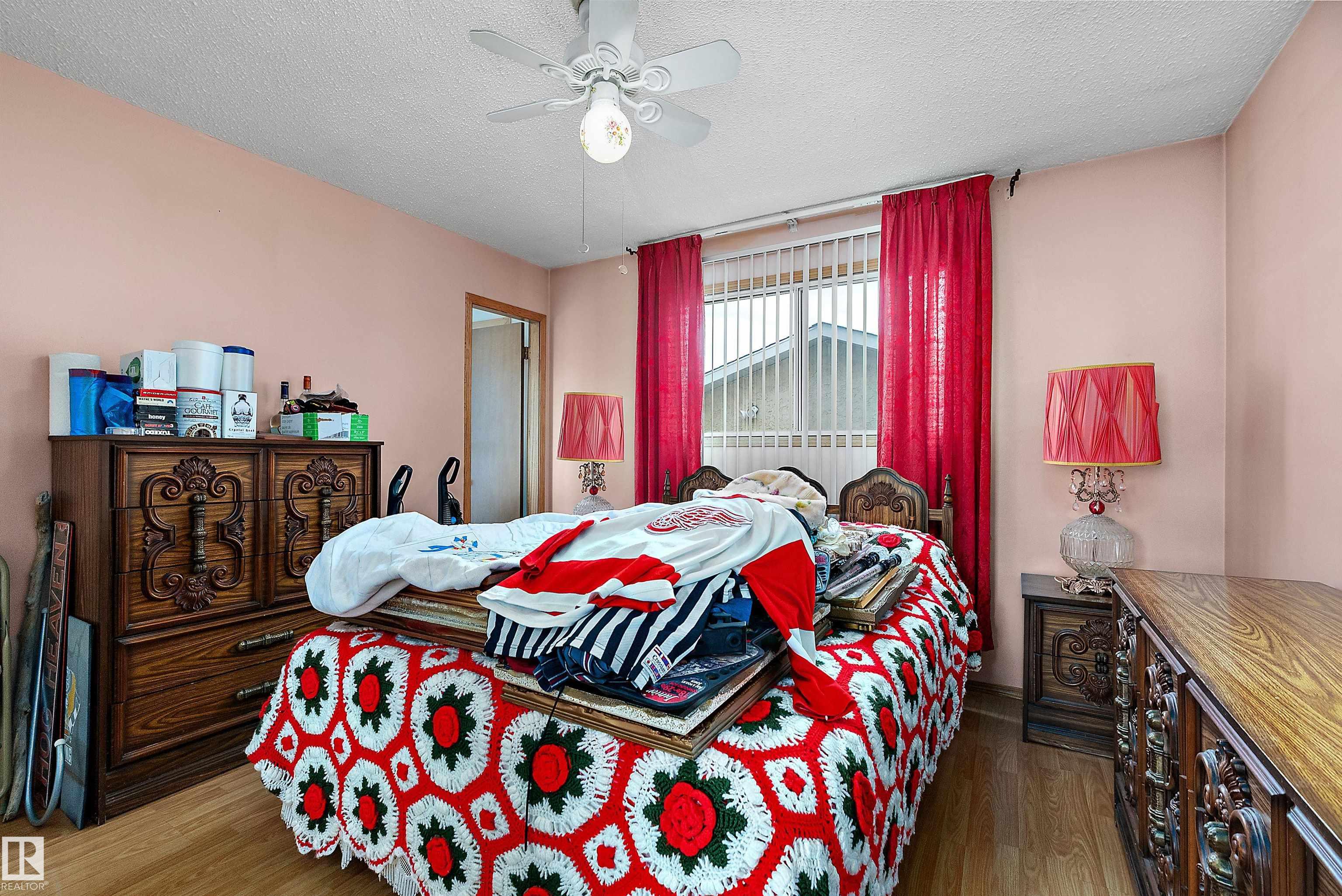 Photo 30 at 15907 101 Street NW, Beaumaris, Edmonton