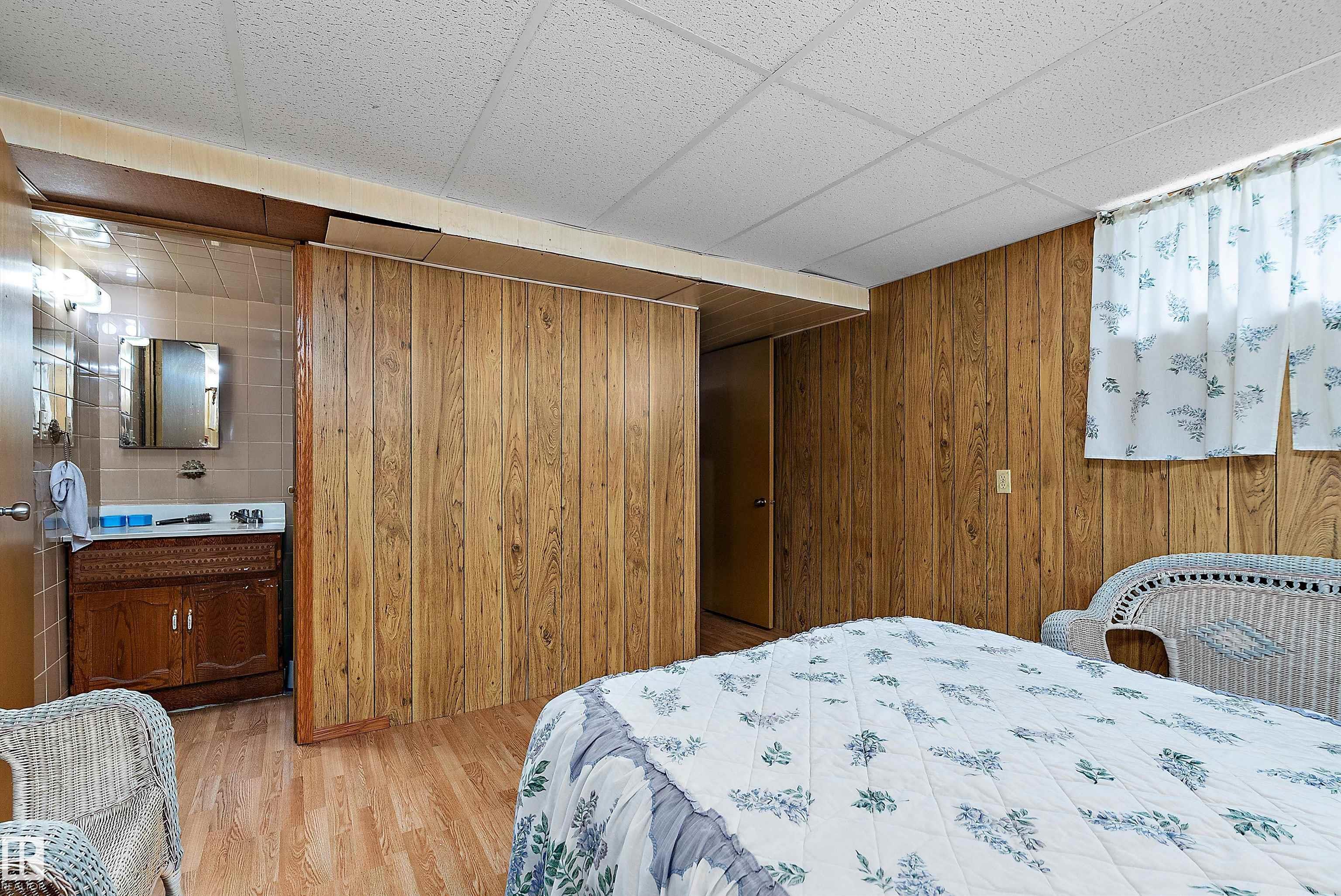 Photo 37 at 15907 101 Street NW, Beaumaris, Edmonton