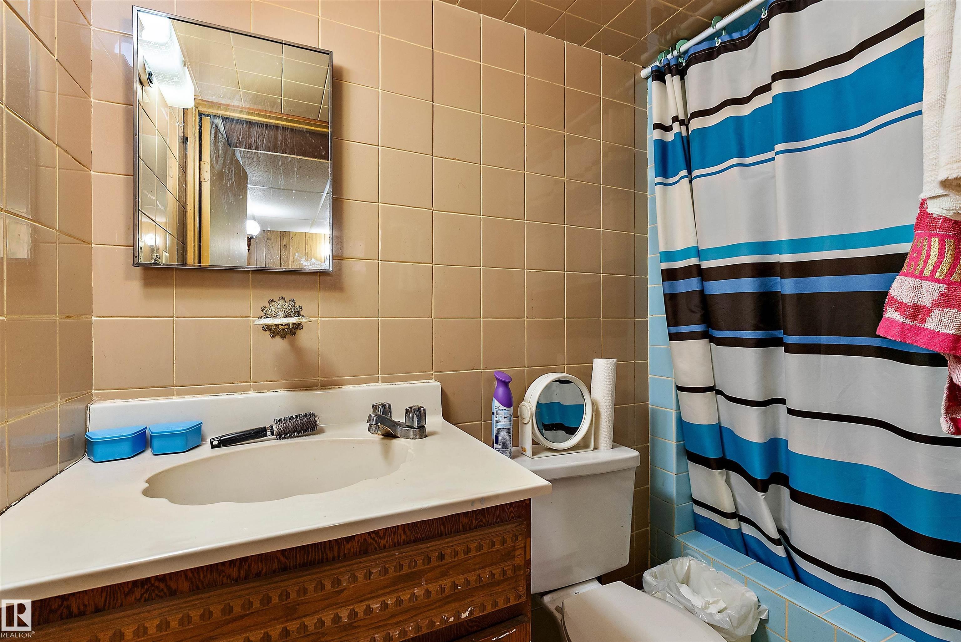 Photo 38 at 15907 101 Street NW, Beaumaris, Edmonton