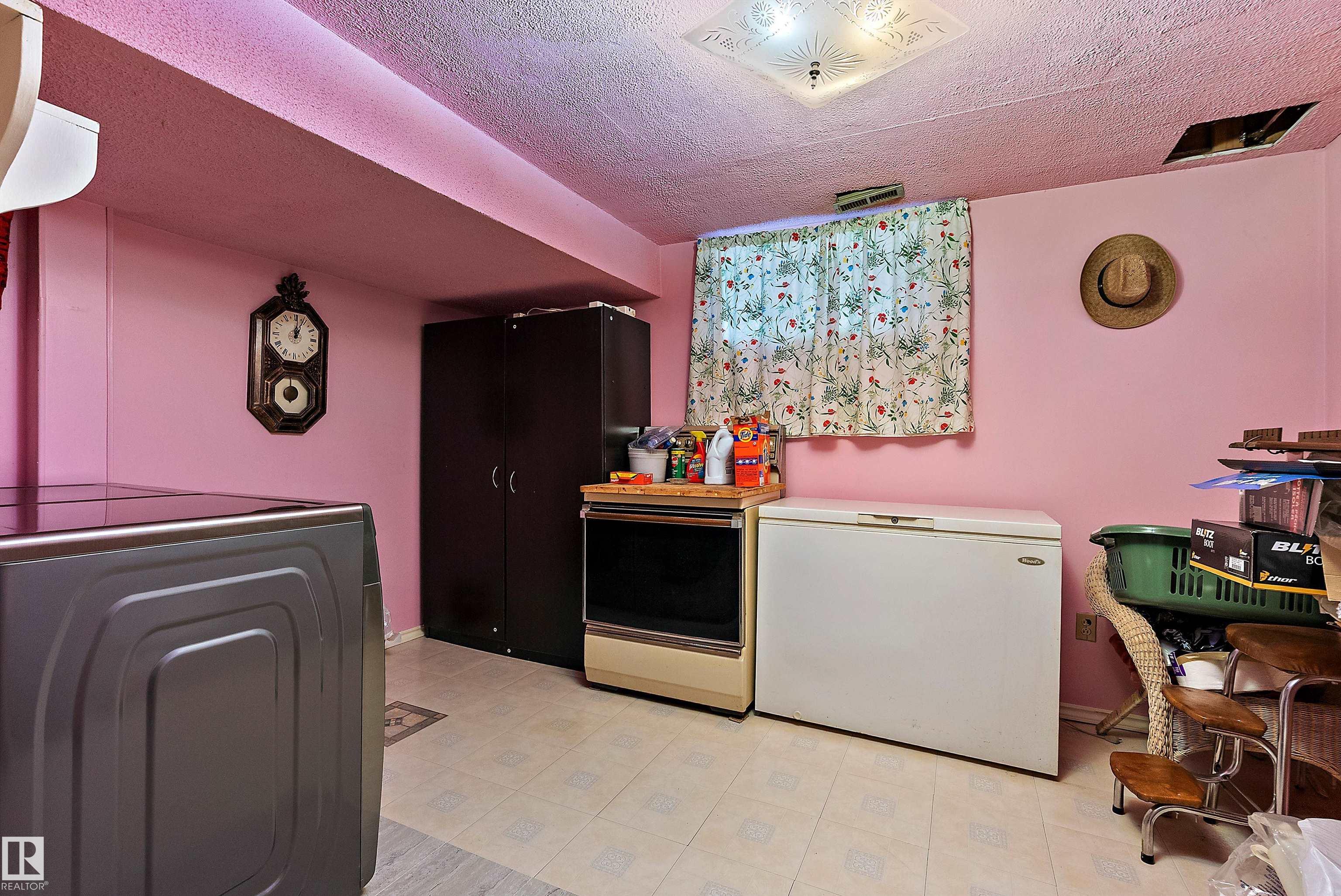 Photo 39 at 15907 101 Street NW, Beaumaris, Edmonton