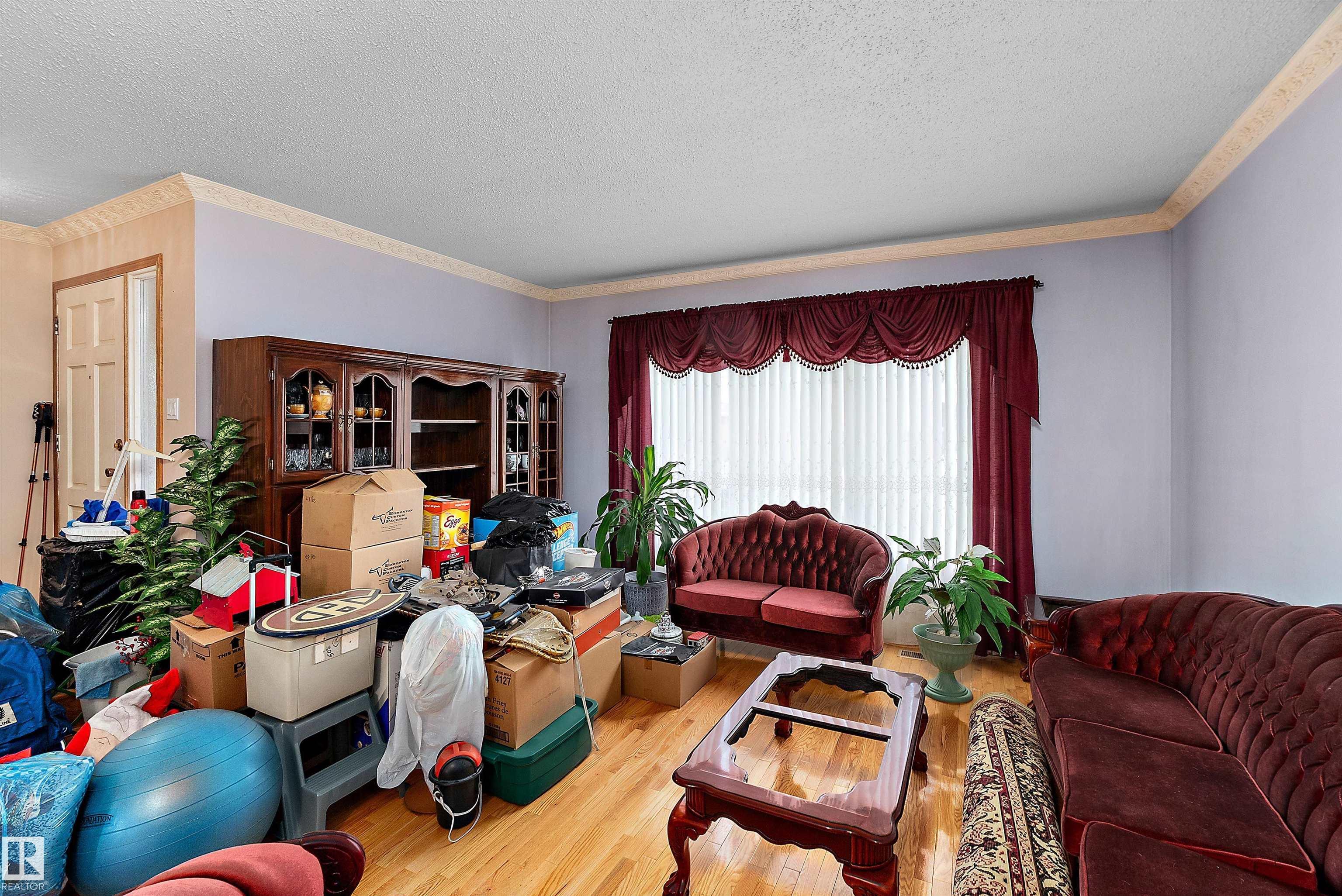 Photo 8 at 15907 101 Street NW, Beaumaris, Edmonton