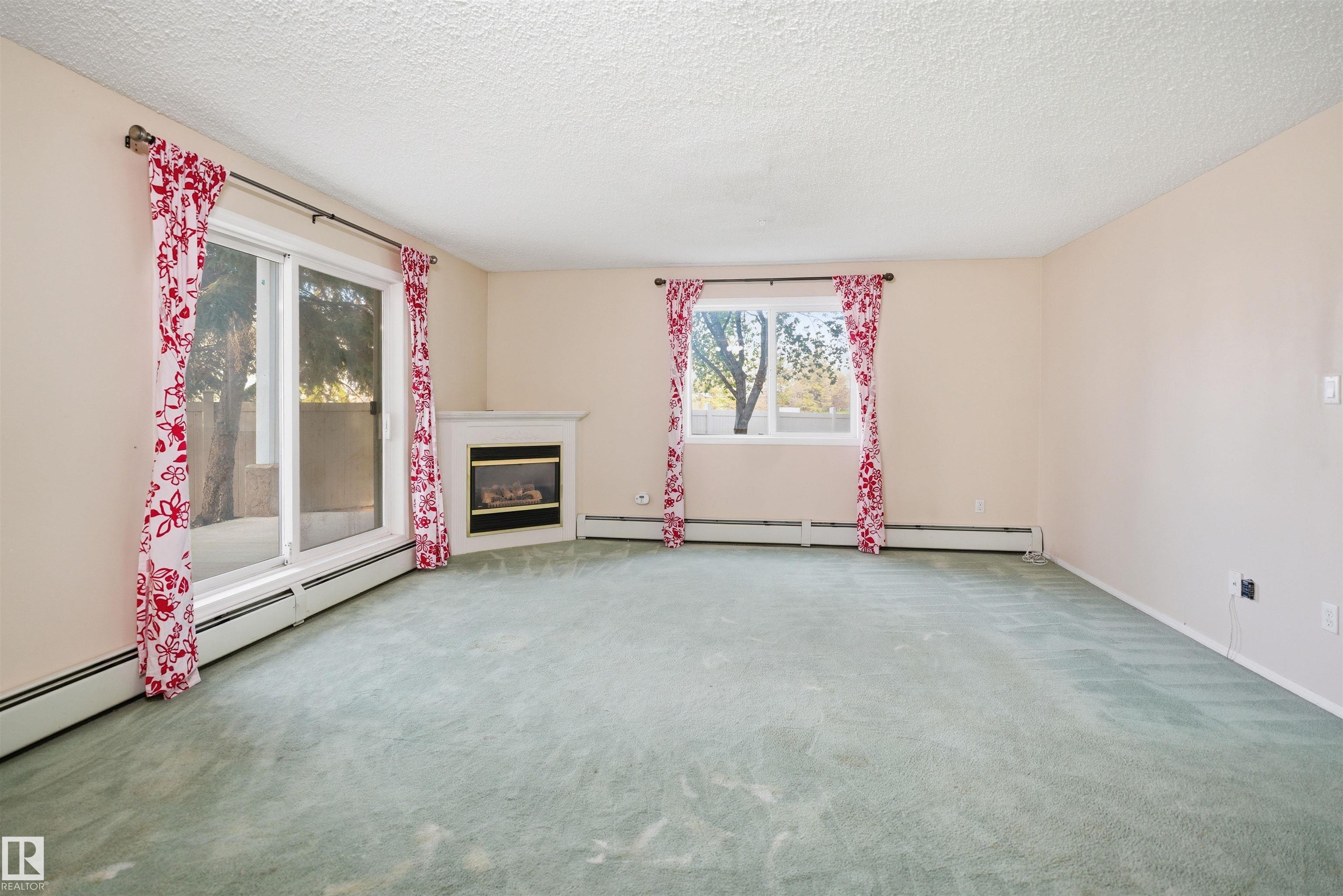 Photo 10 at 124 - 10511 42 Avenue NW, Rideau Park, Edmonton
