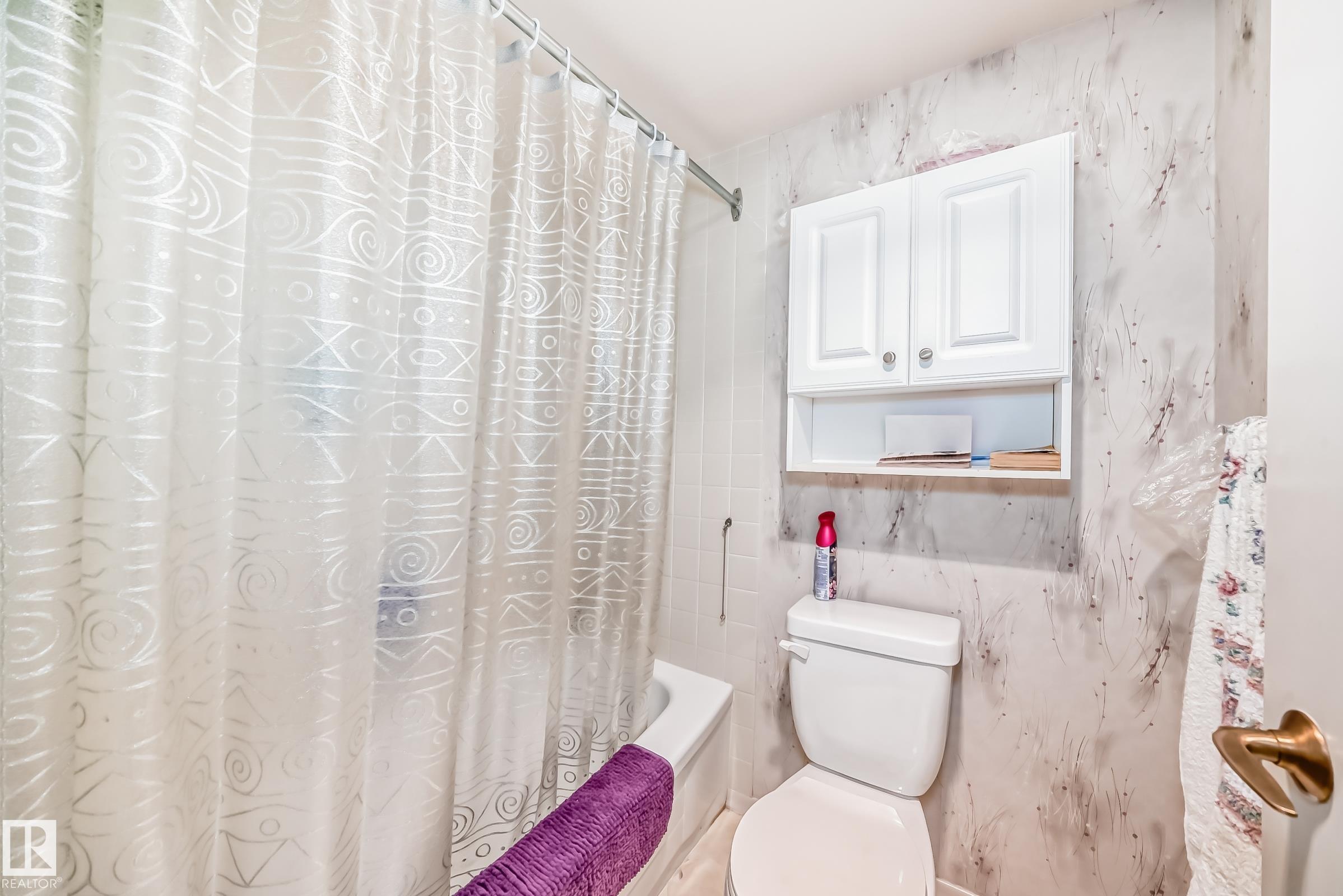 https://zimg.paragon.ice.com/ParagonImages/Property/PM/RAE/225401304/22/0/0/5b9985bb89d3b3f743daf48e2be47b7a/1/b18d98ffaa7c6202f837576f2138d02f/225401304-20467f4d-0cda-4a53-a006-9a6ff73f7f7f.JPG