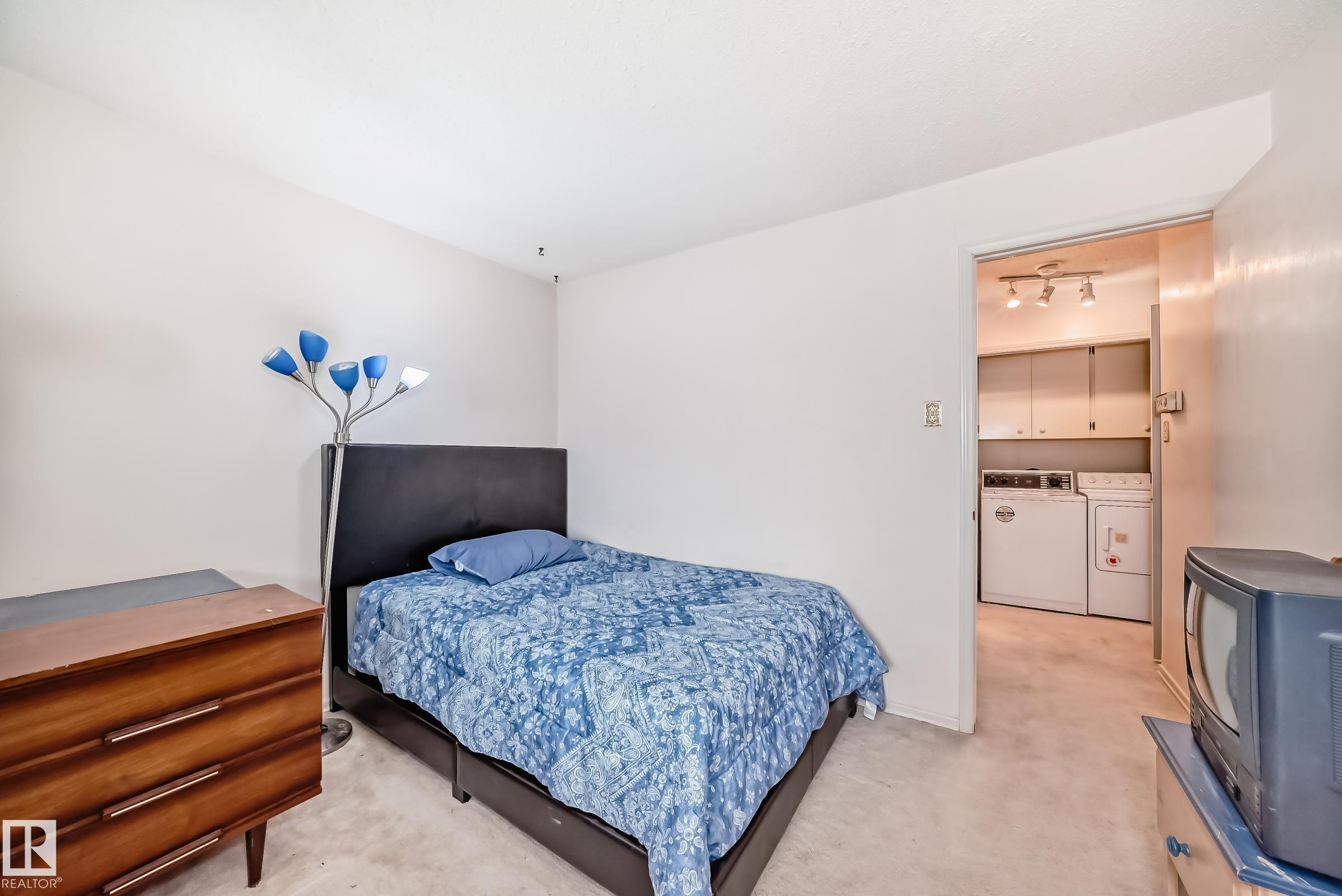 https://zimg.paragon.ice.com/ParagonImages/Property/PM/RAE/225401304/24/0/0/99a564b4091e9935cddae8fa85df398a/1/b18d98ffaa7c6202f837576f2138d02f/225401304-23104ea4-21ab-4fea-be02-407e7262bc30.JPG