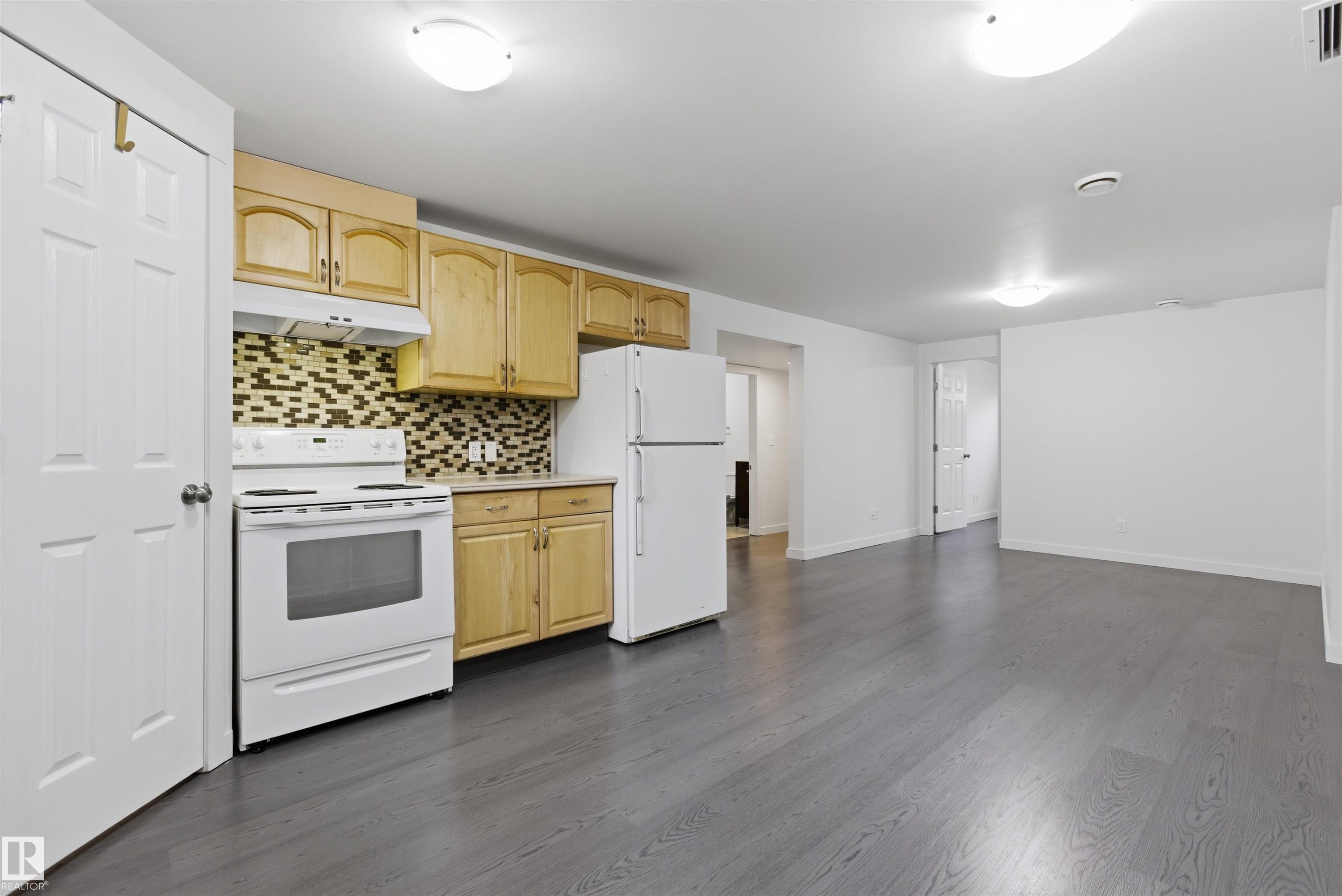 Photo 29 at 7604 142 Avenue NW, Kildare, Edmonton