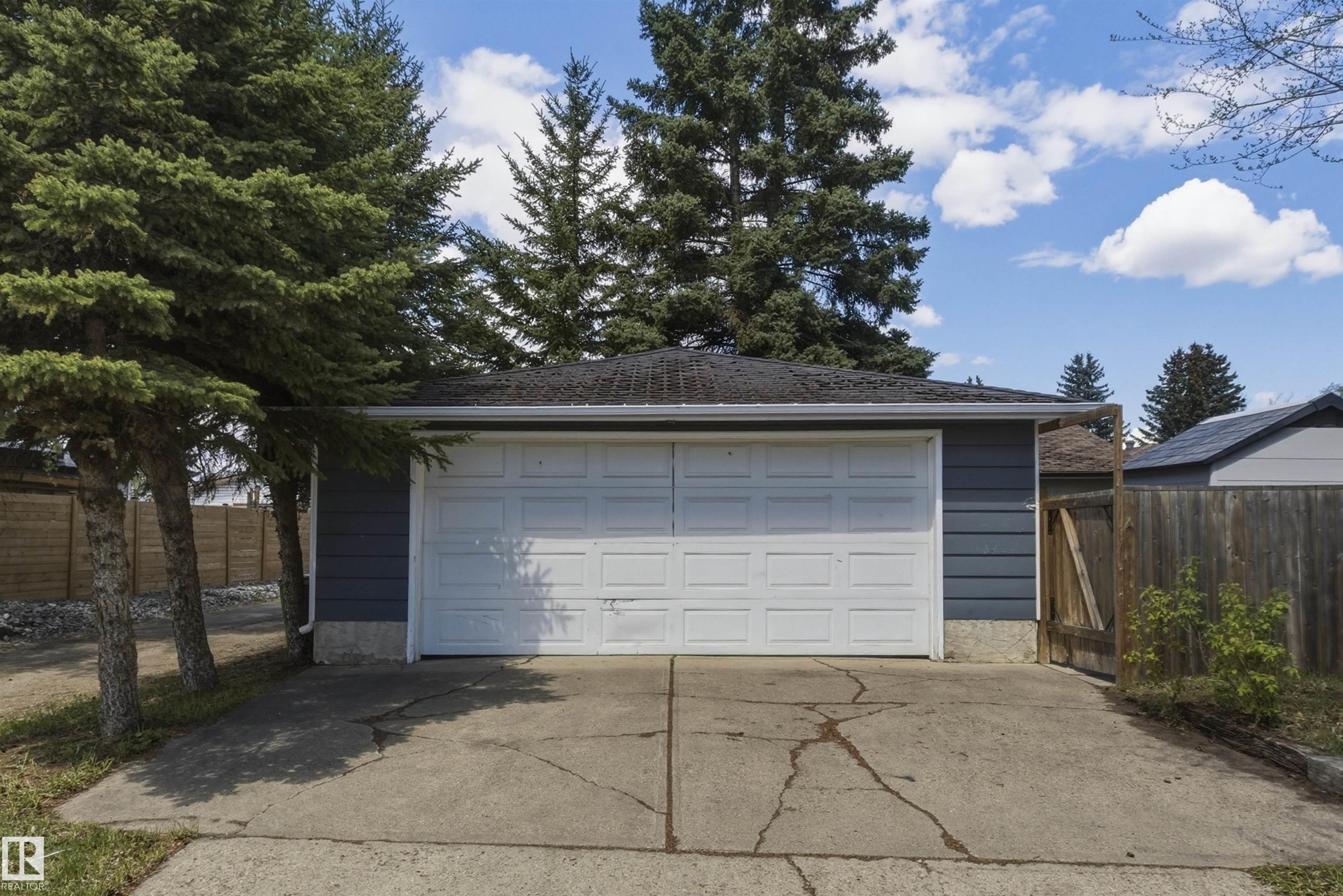 Photo 47 at 7604 142 Avenue NW, Kildare, Edmonton