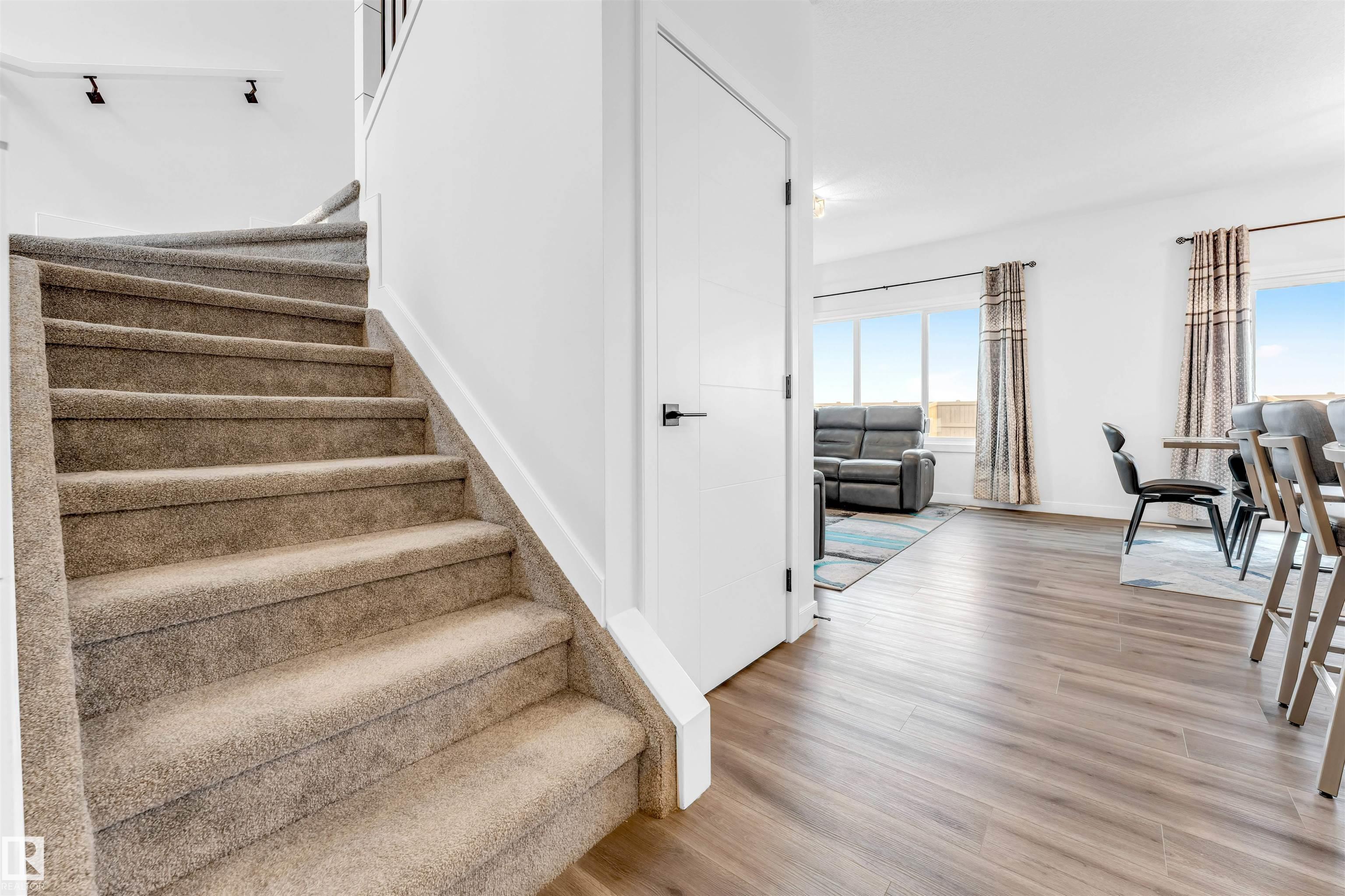https://zimg.paragon.ice.com/ParagonImages/Property/PM/RAE/225401312/20/0/0/3d4a5466bdcb591a76d0052643ea3a55/1/4af699bfb5487bb0e2978ec78ae8a8d0/225401312-335ED56A-6482-4979-949B-7E1873BC6A5E.JPG