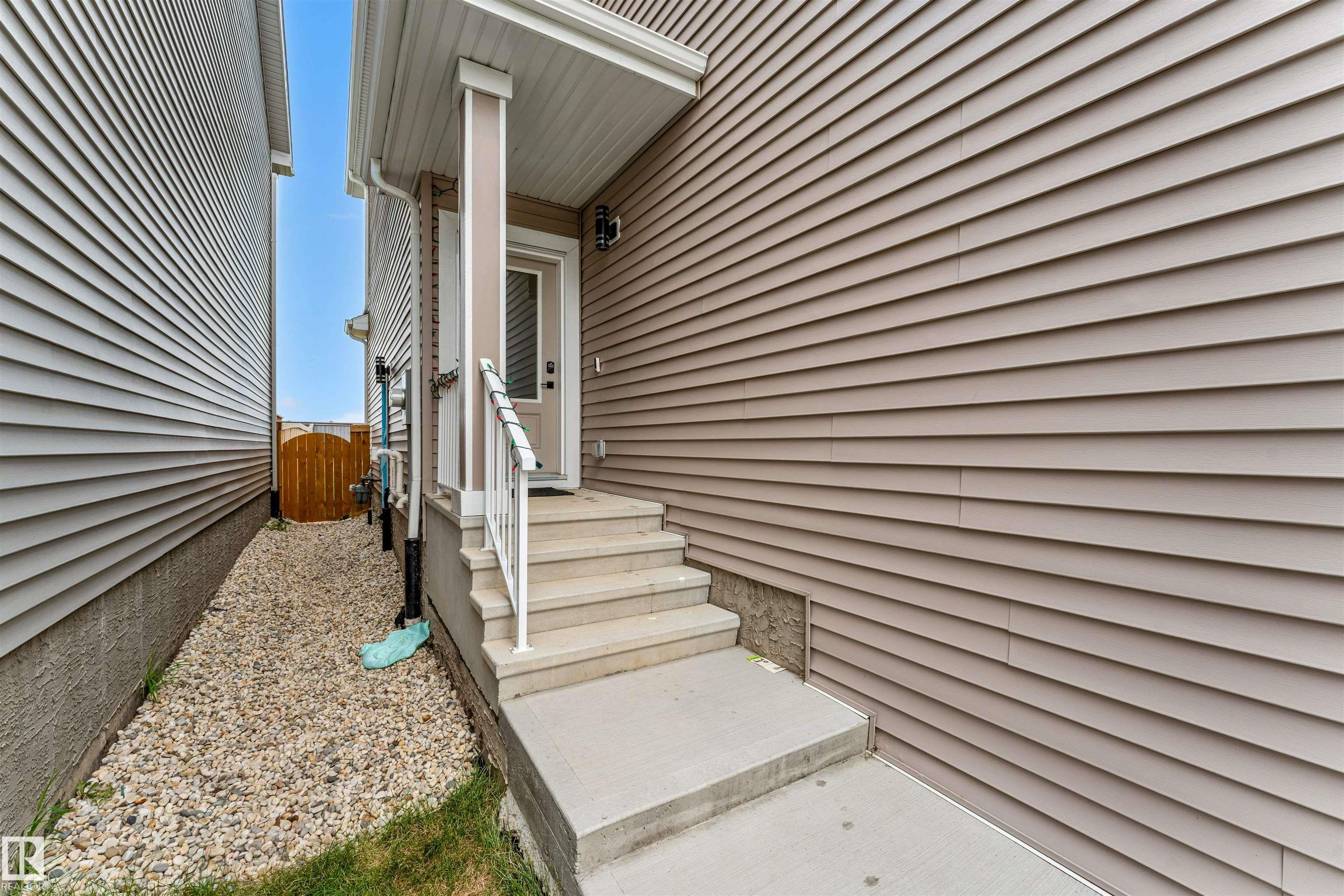 https://zimg.paragon.ice.com/ParagonImages/Property/PM/RAE/225401312/35/0/0/bb136e6c1f1bc477c47beebc9263bb60/1/4af699bfb5487bb0e2978ec78ae8a8d0/225401312-390B18D6-D0BB-4EB3-9E13-75F5BA0861F7.JPG