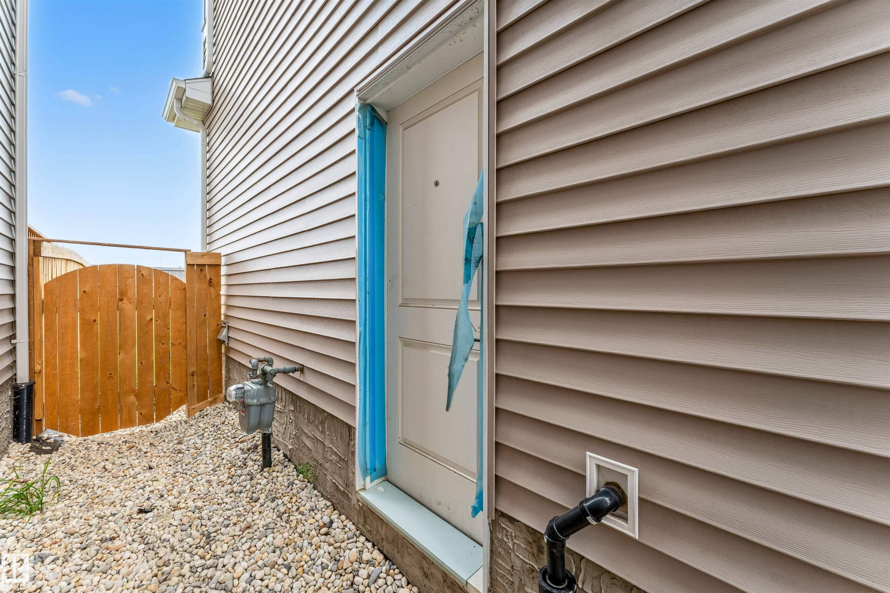 https://zimg.paragon.ice.com/ParagonImages/Property/PM/RAE/225401312/36/0/0/b9fbced7e133308db1561eb29fa953c0/1/4af699bfb5487bb0e2978ec78ae8a8d0/225401312-619DA4BD-971B-4465-8D8C-0E6F848265C6.JPG