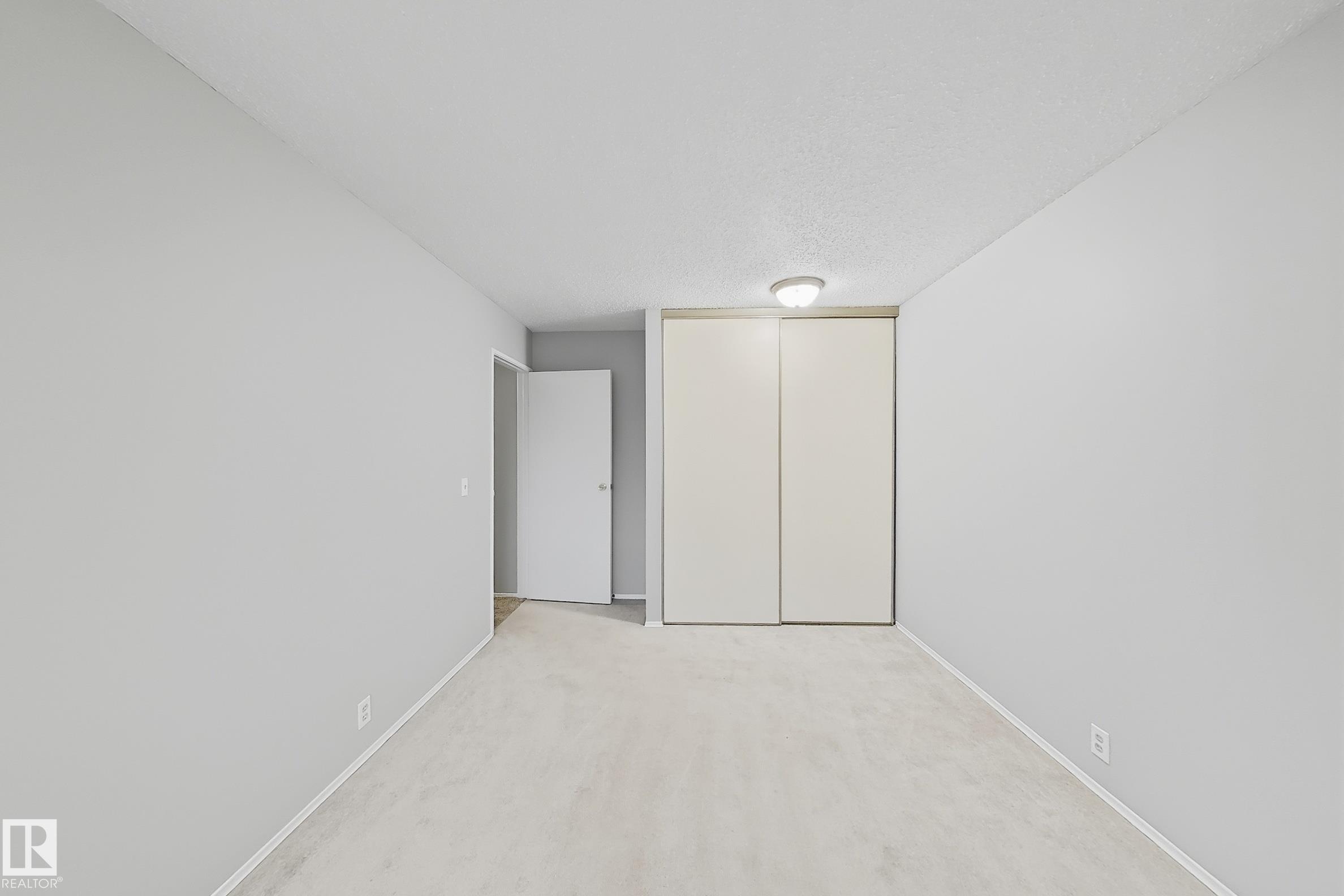 Photo 12 at 5514 93a Avenue NW, Ottewell, Edmonton