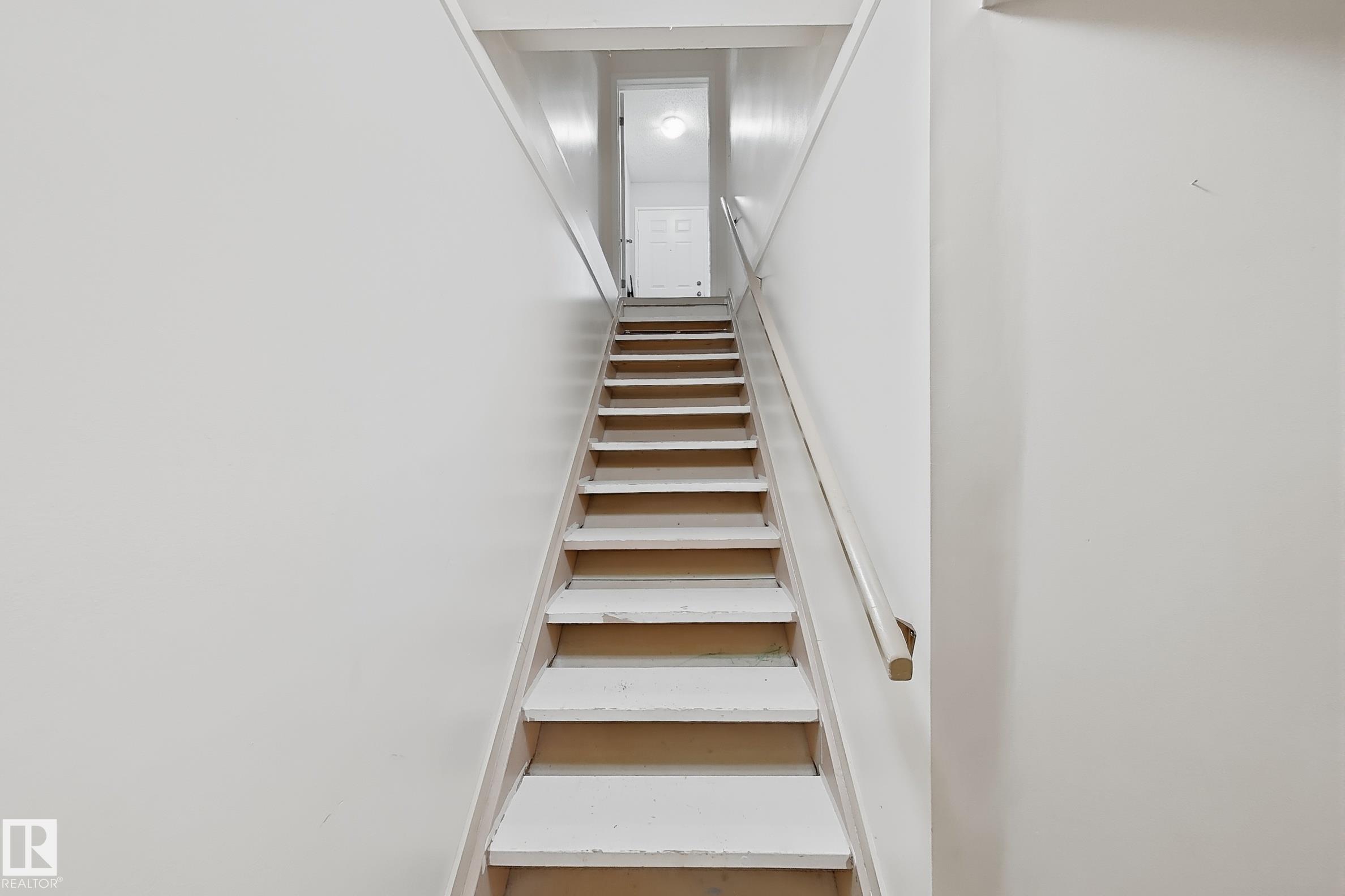 Photo 13 at 5514 93a Avenue NW, Ottewell, Edmonton