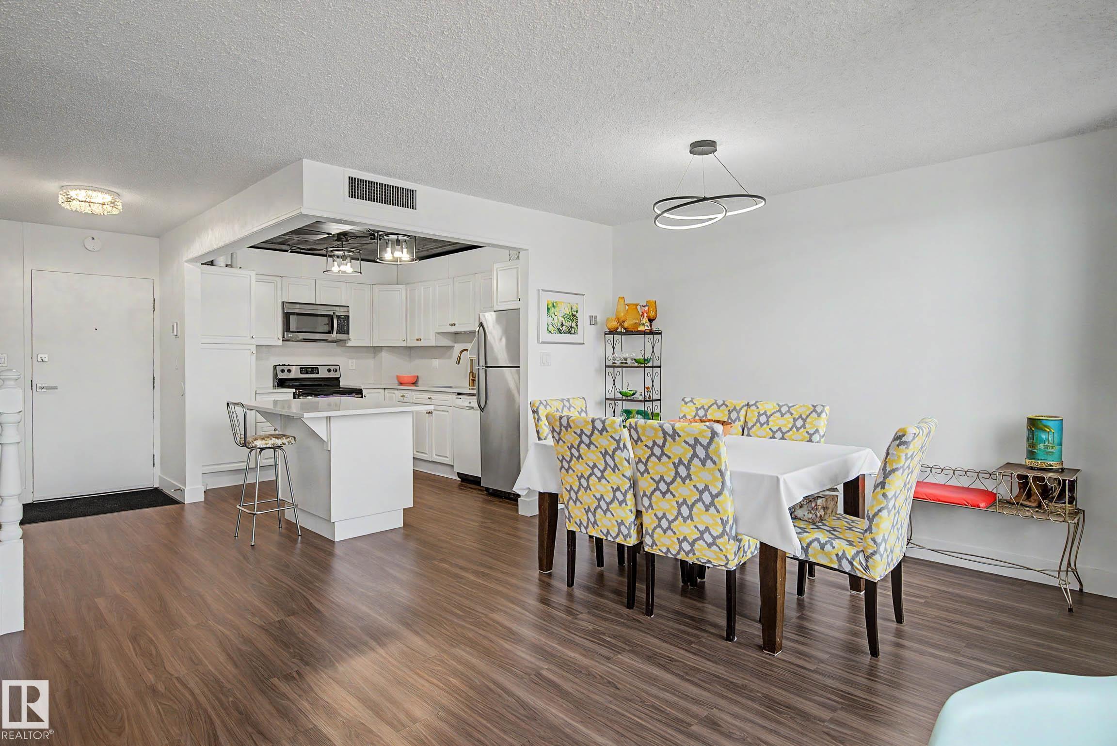Photo 16 at 1205 - 10045 118 Street NW, Wîhkwêntôwin, Edmonton
