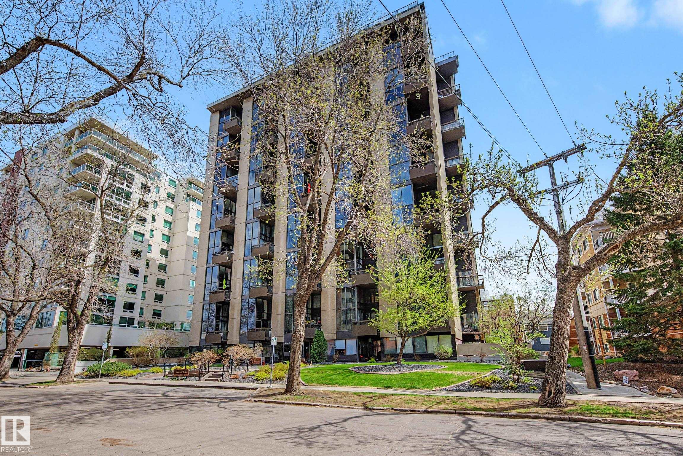 1205 - 10045 118 Street NW, Wîhkwêntôwin, Edmonton