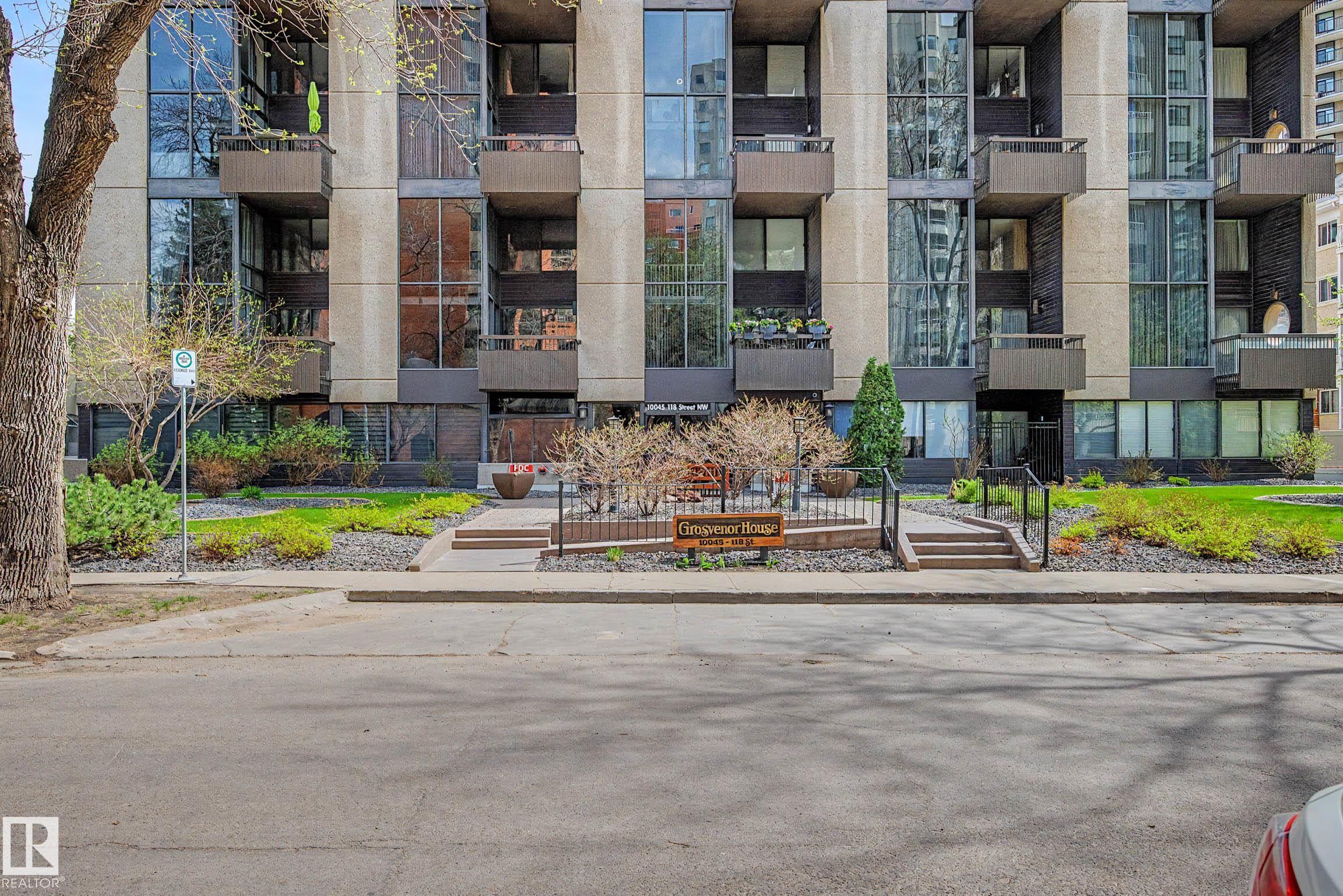 1205 - 10045 118 Street NW, Wîhkwêntôwin, Edmonton