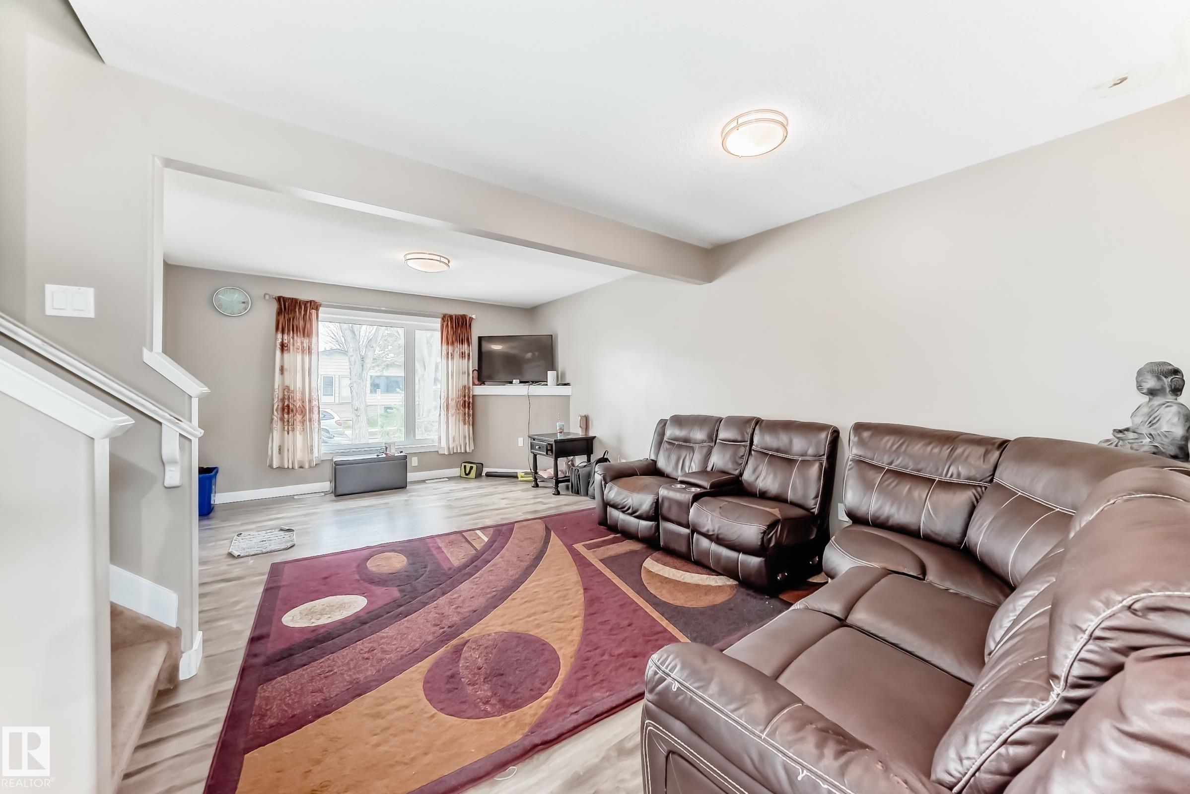 Photo 12 at 1 - 12833 123 Street NW, Calder, Edmonton