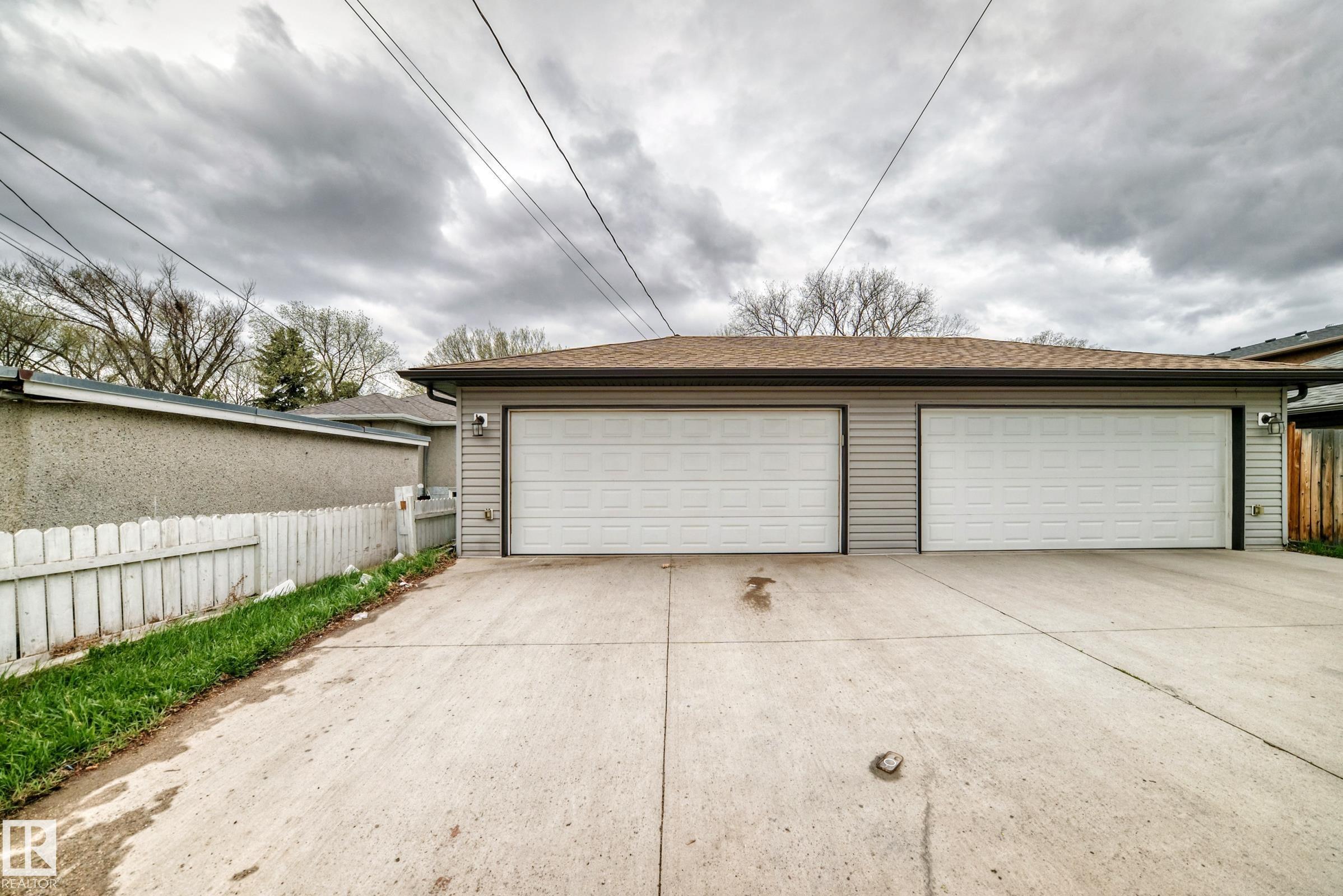Photo 39 at 1 - 12833 123 Street NW, Calder, Edmonton