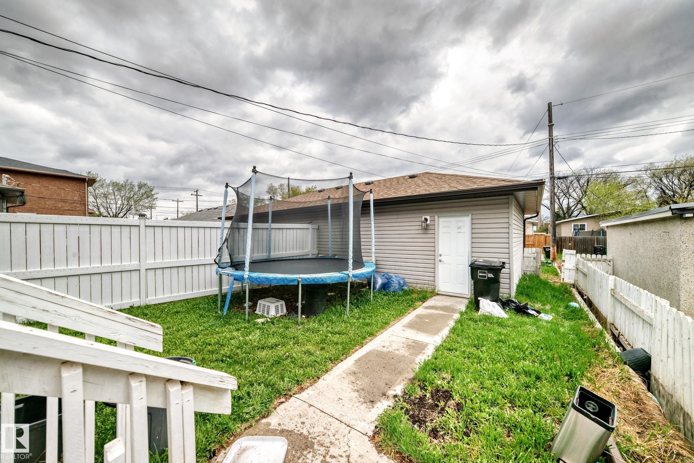 Photo 41 at 1 - 12833 123 Street NW, Calder, Edmonton