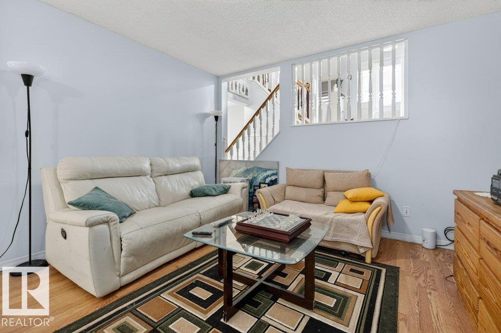 Photo 21 at 157 Kiniski Crescent NW, Kiniski Gardens, Edmonton
