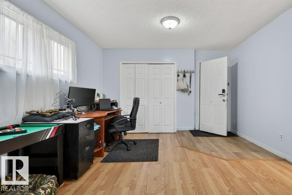 Photo 23 at 157 Kiniski Crescent NW, Kiniski Gardens, Edmonton