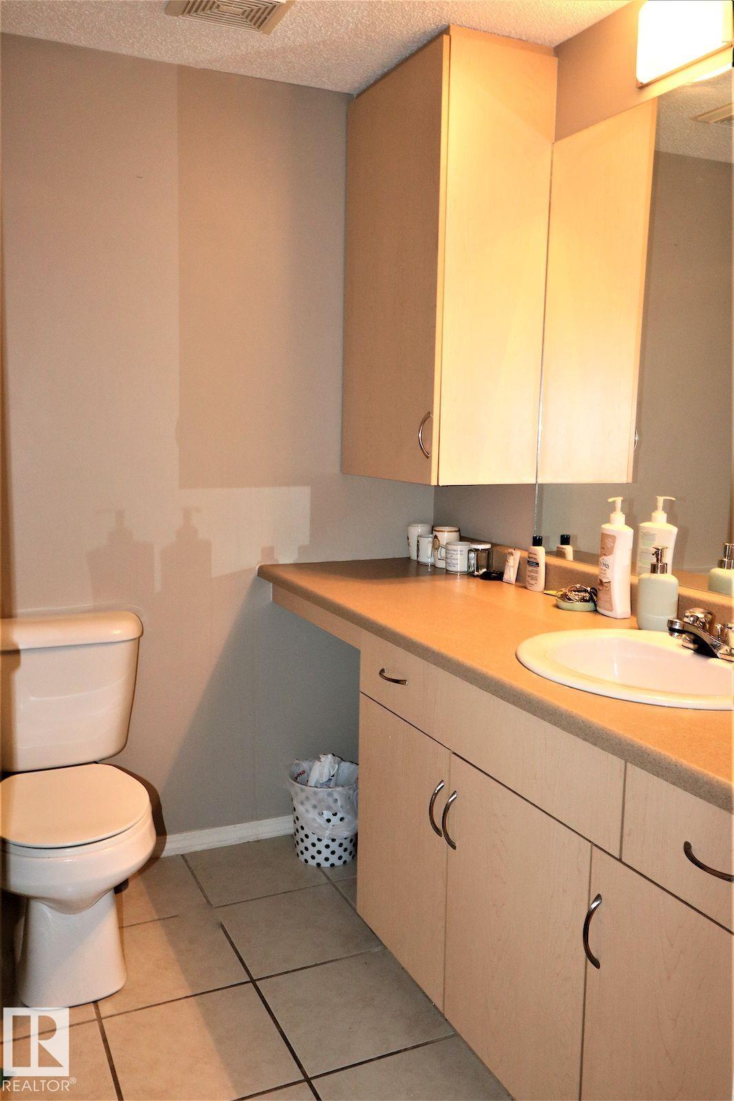 Photo 16 at 117 - 17003 67 Avenue NW, Callingwood South, Edmonton