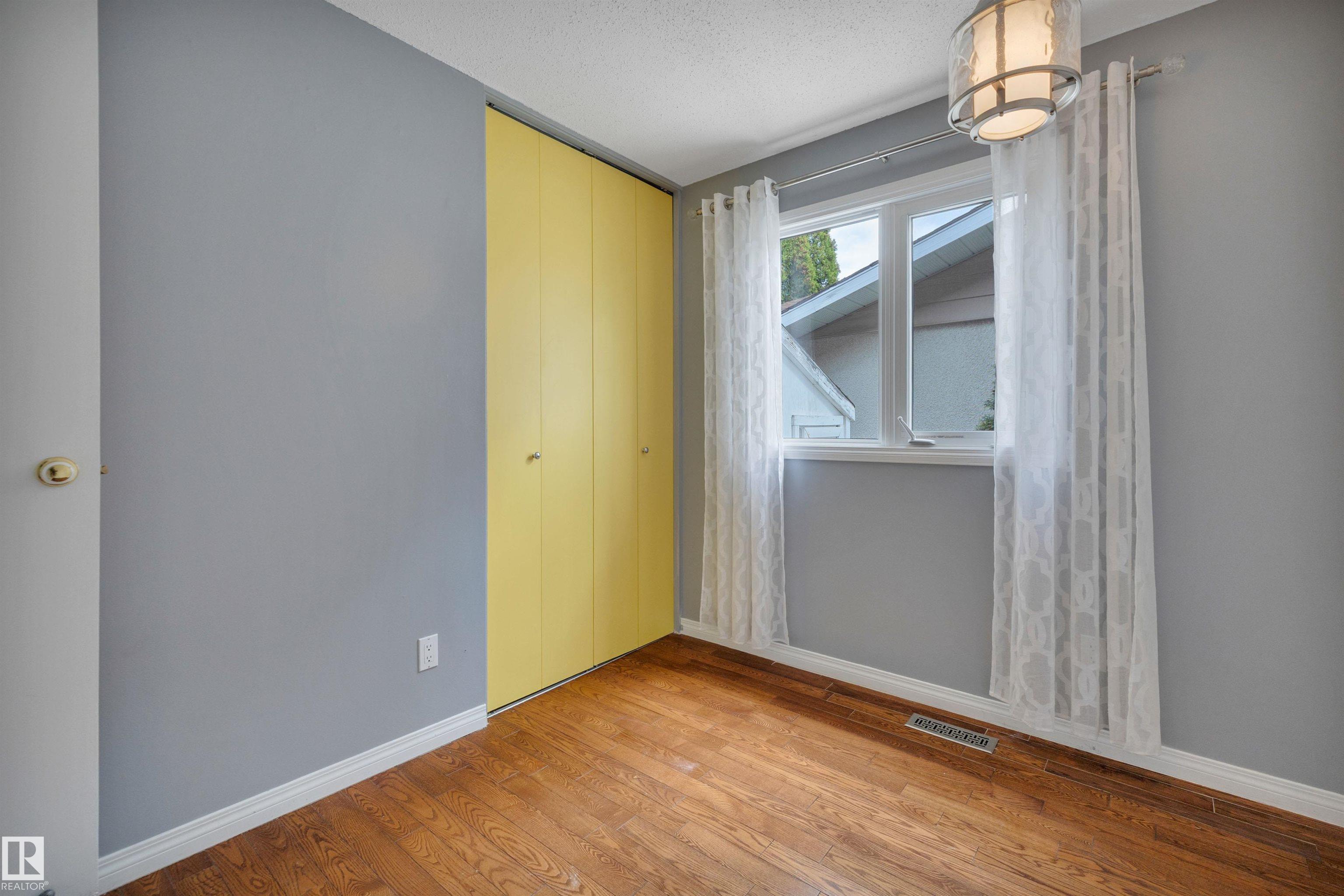 Photo 33 at 11719 152a Avenue NW, Caernarvon, Edmonton