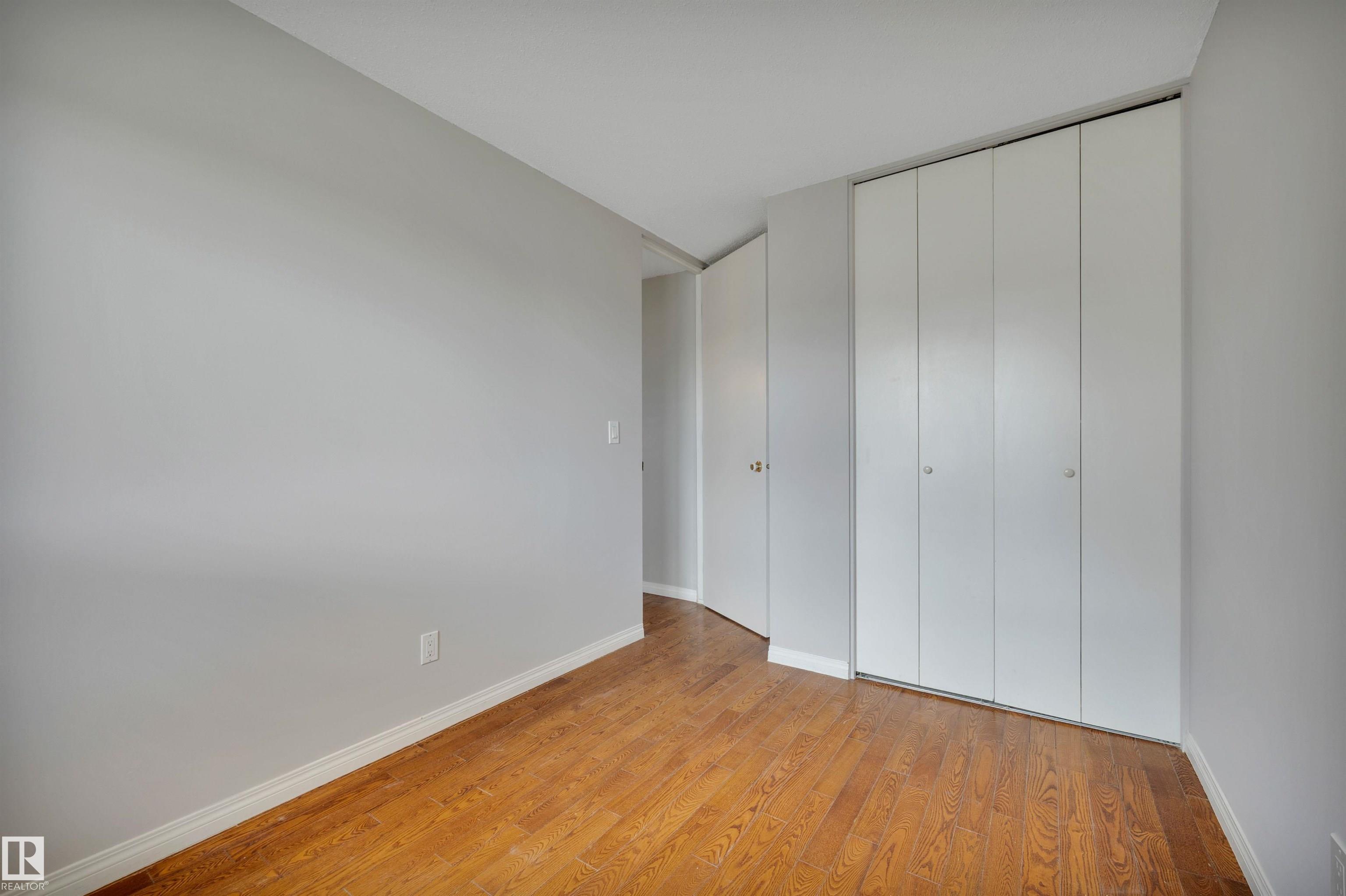 Photo 36 at 11719 152a Avenue NW, Caernarvon, Edmonton