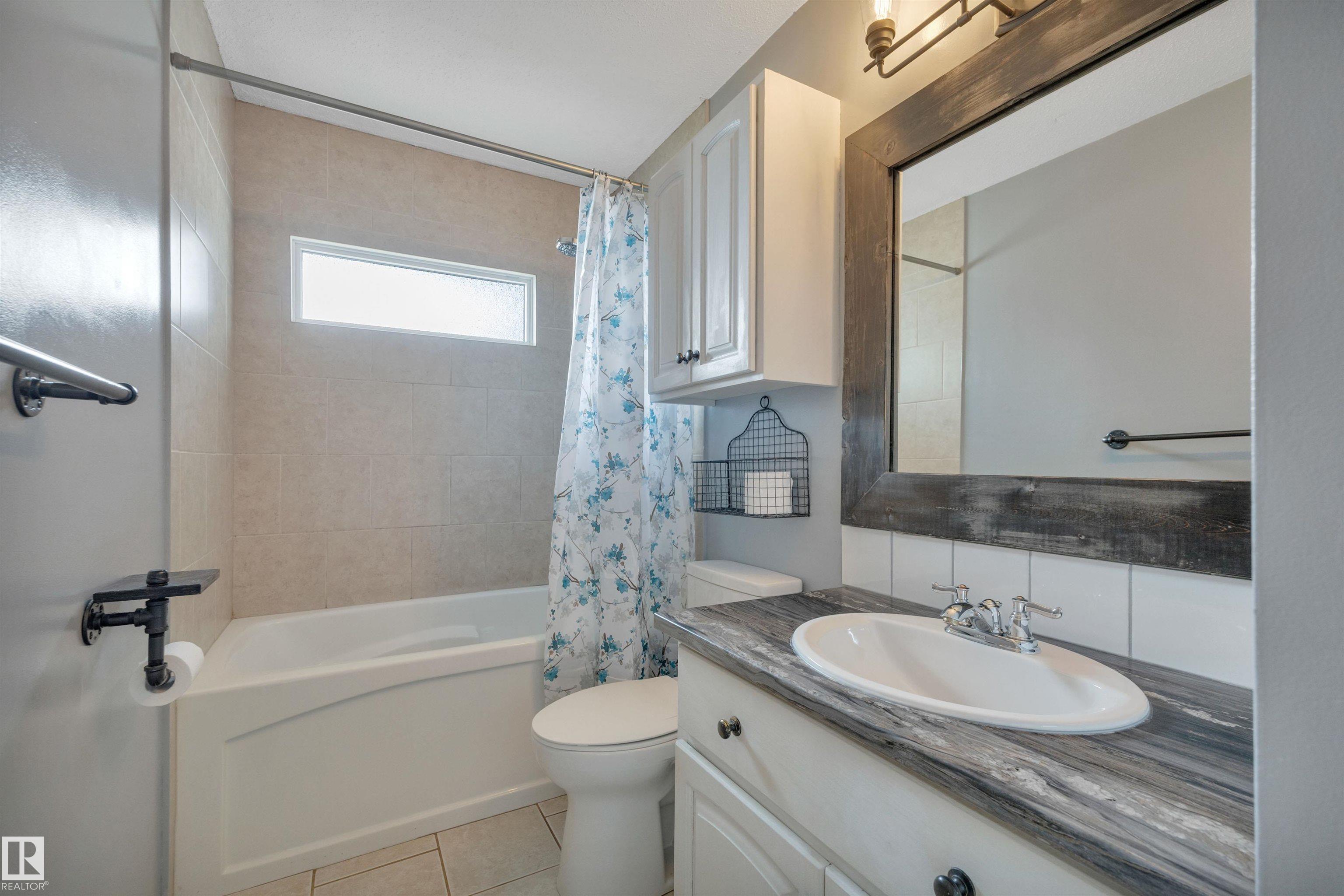 Photo 38 at 11719 152a Avenue NW, Caernarvon, Edmonton
