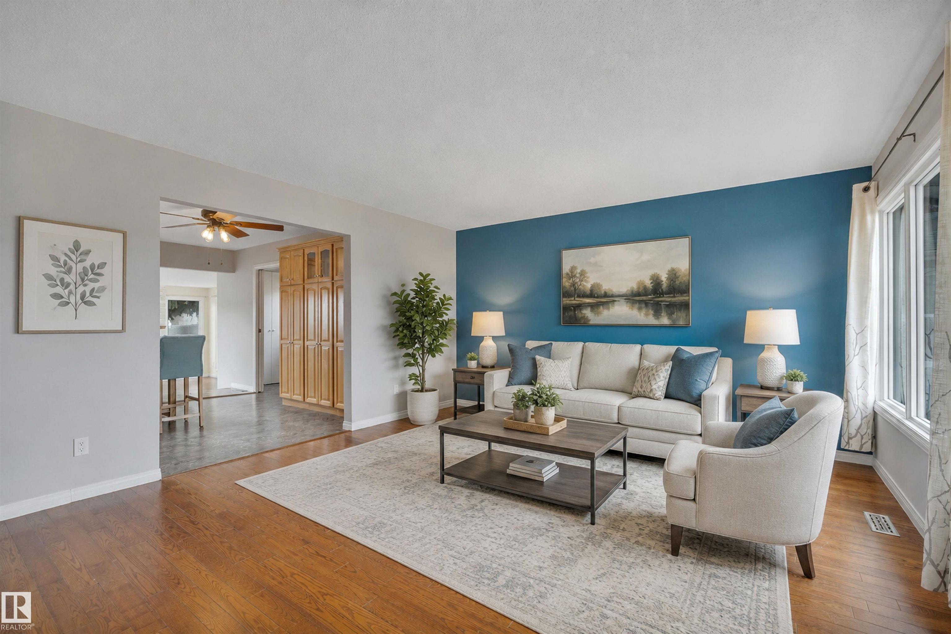 Photo 8 at 11719 152a Avenue NW, Caernarvon, Edmonton