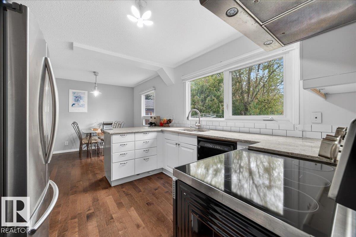 https://zimg.paragon.ice.com/ParagonImages/Property/PM/RAE/225401332/23/0/0/8c48dec220f0b8709a55867361071941/1/6241065d51a4652bd2b2f9e083daab57/225401332-83887469-7d72-4e0a-8602-c2b7818c74b8.JPG