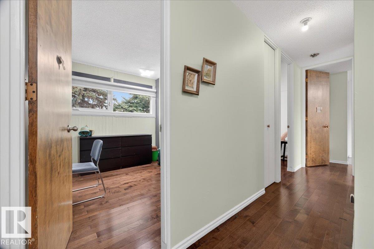 https://zimg.paragon.ice.com/ParagonImages/Property/PM/RAE/225401332/29/0/0/09bddcba0ce65db8d71495007ae1de60/1/6241065d51a4652bd2b2f9e083daab57/225401332-c79026cf-2fef-4b09-9c19-eaa48314e17b.JPG