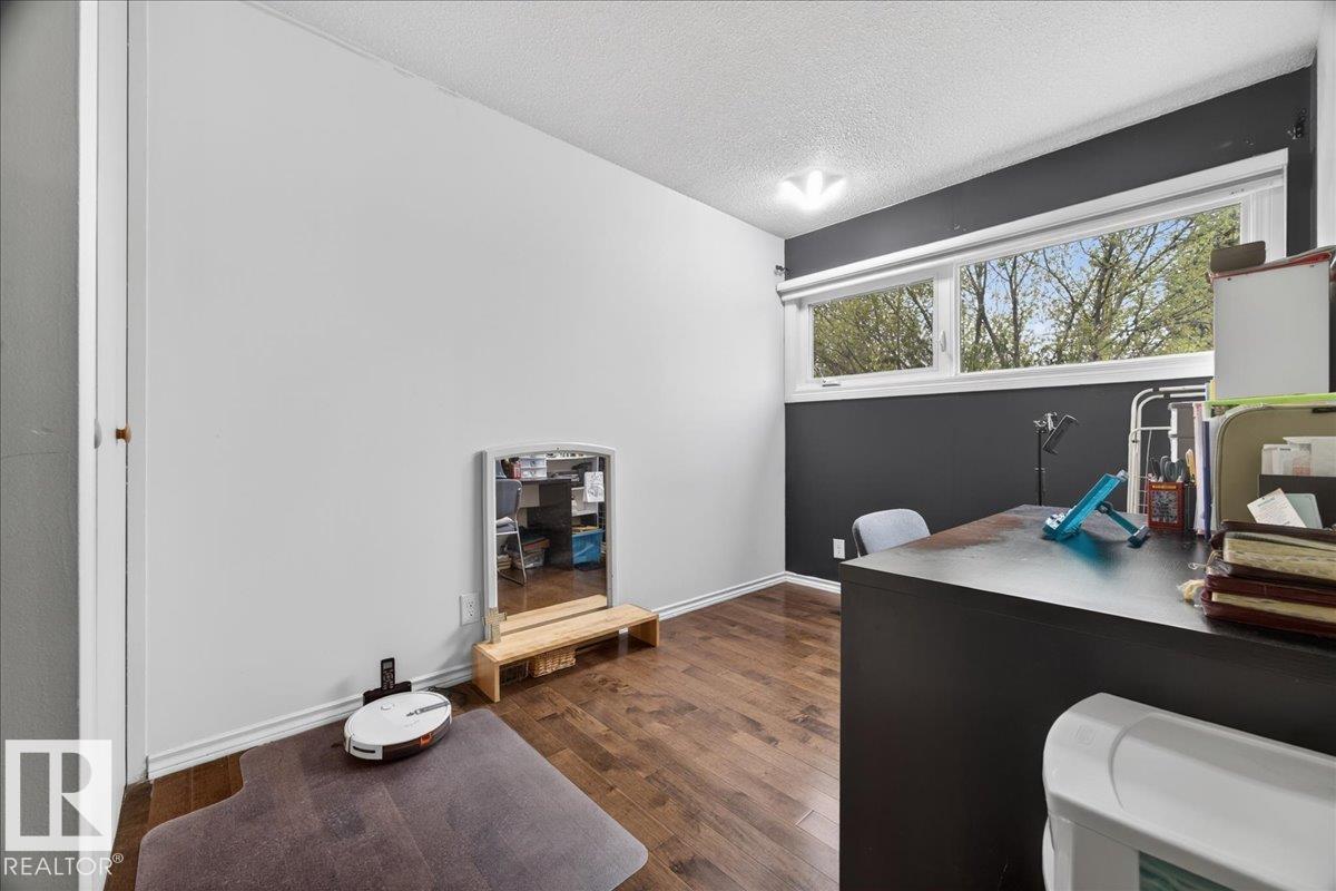 https://zimg.paragon.ice.com/ParagonImages/Property/PM/RAE/225401332/39/0/0/ce9bf1f42a93445b58a12d3958b71d8b/1/6241065d51a4652bd2b2f9e083daab57/225401332-7ae3c9e2-2f86-4139-a194-47da6ec1a207.JPG