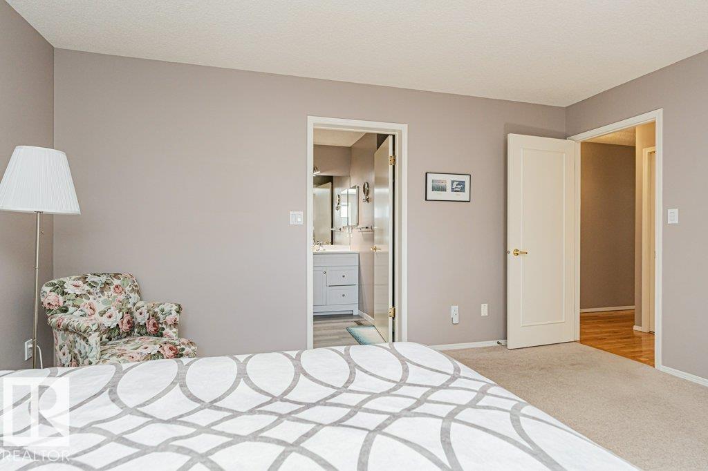 Photo 12 at 3242 38 Avenue NW, Larkspur, Edmonton