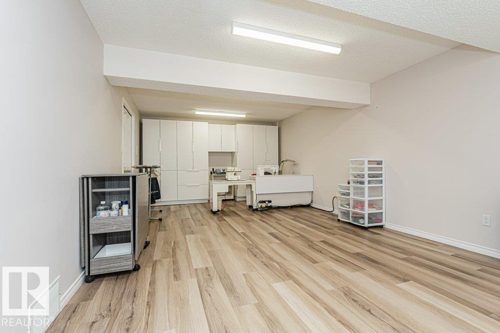 Photo 23 at 3242 38 Avenue NW, Larkspur, Edmonton