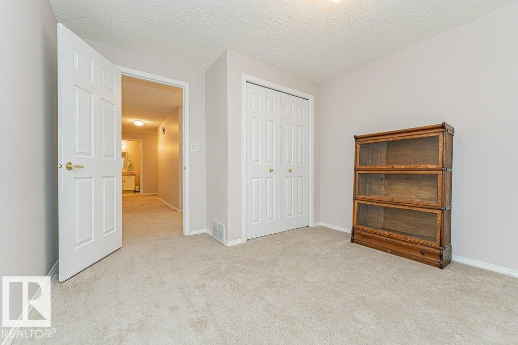 Photo 31 at 3242 38 Avenue NW, Larkspur, Edmonton