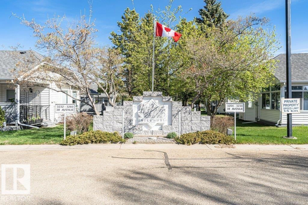 Photo 41 at 3242 38 Avenue NW, Larkspur, Edmonton