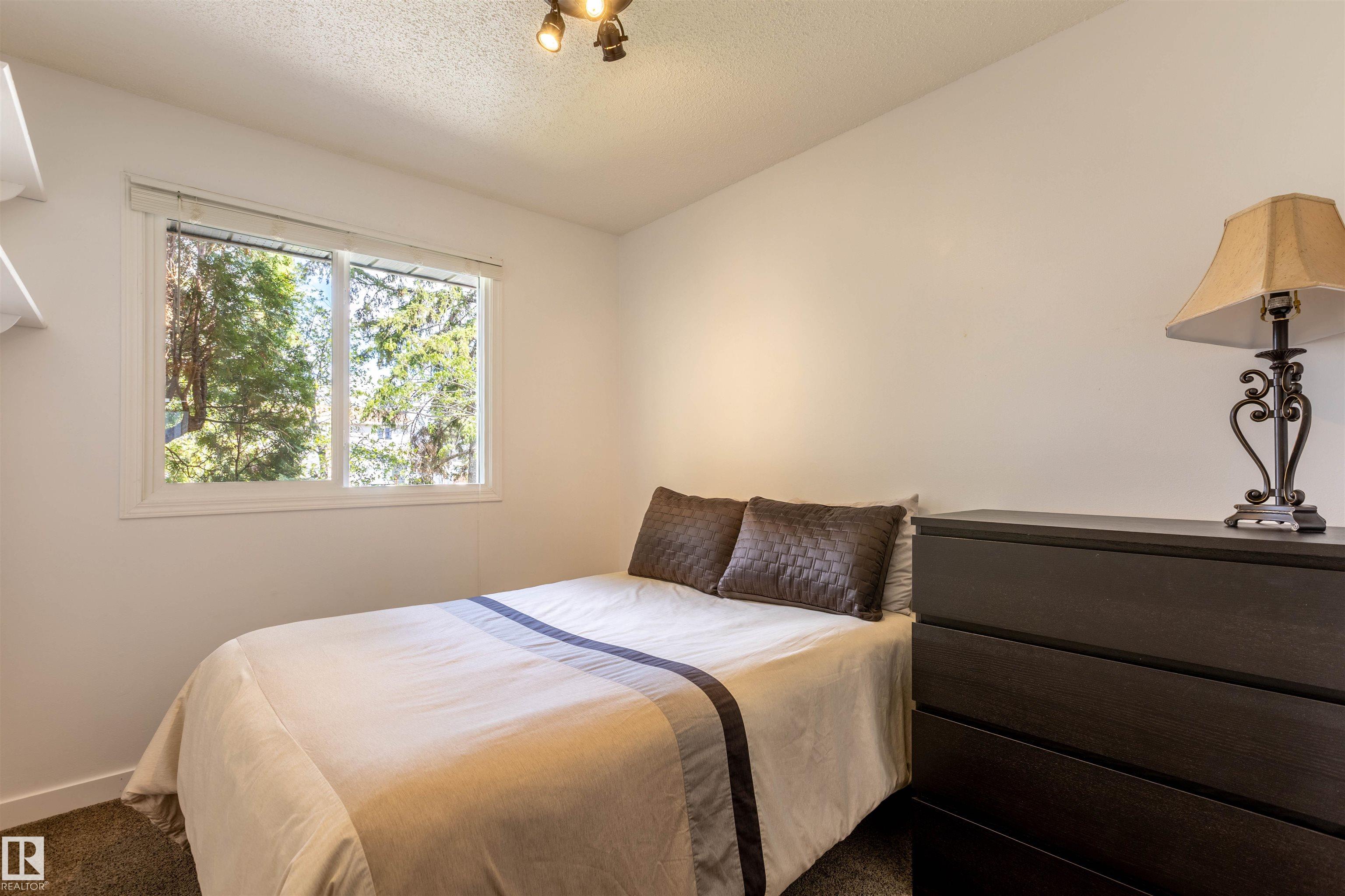 Photo 20 at 722 Grandin Drive, Morinville