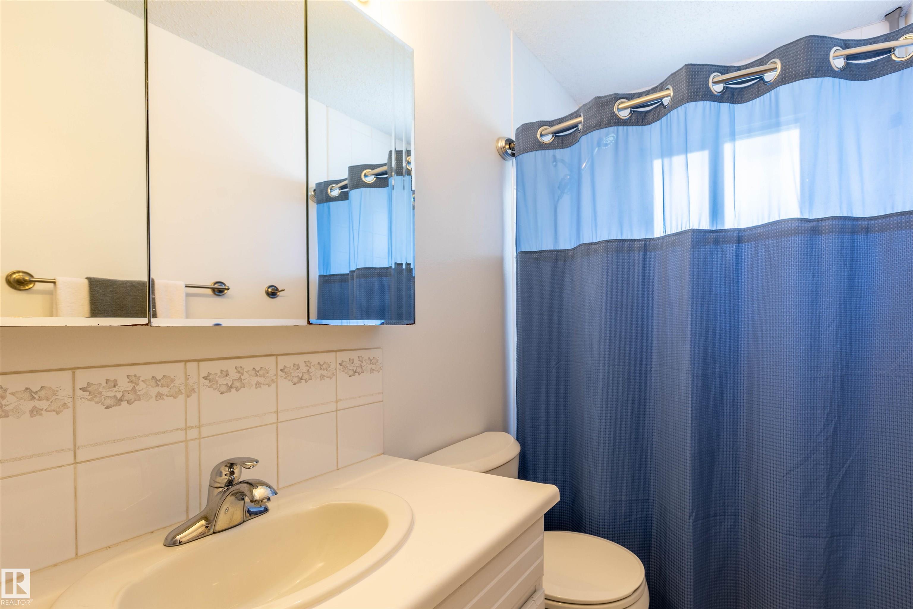 Photo 22 at 722 Grandin Drive, Morinville