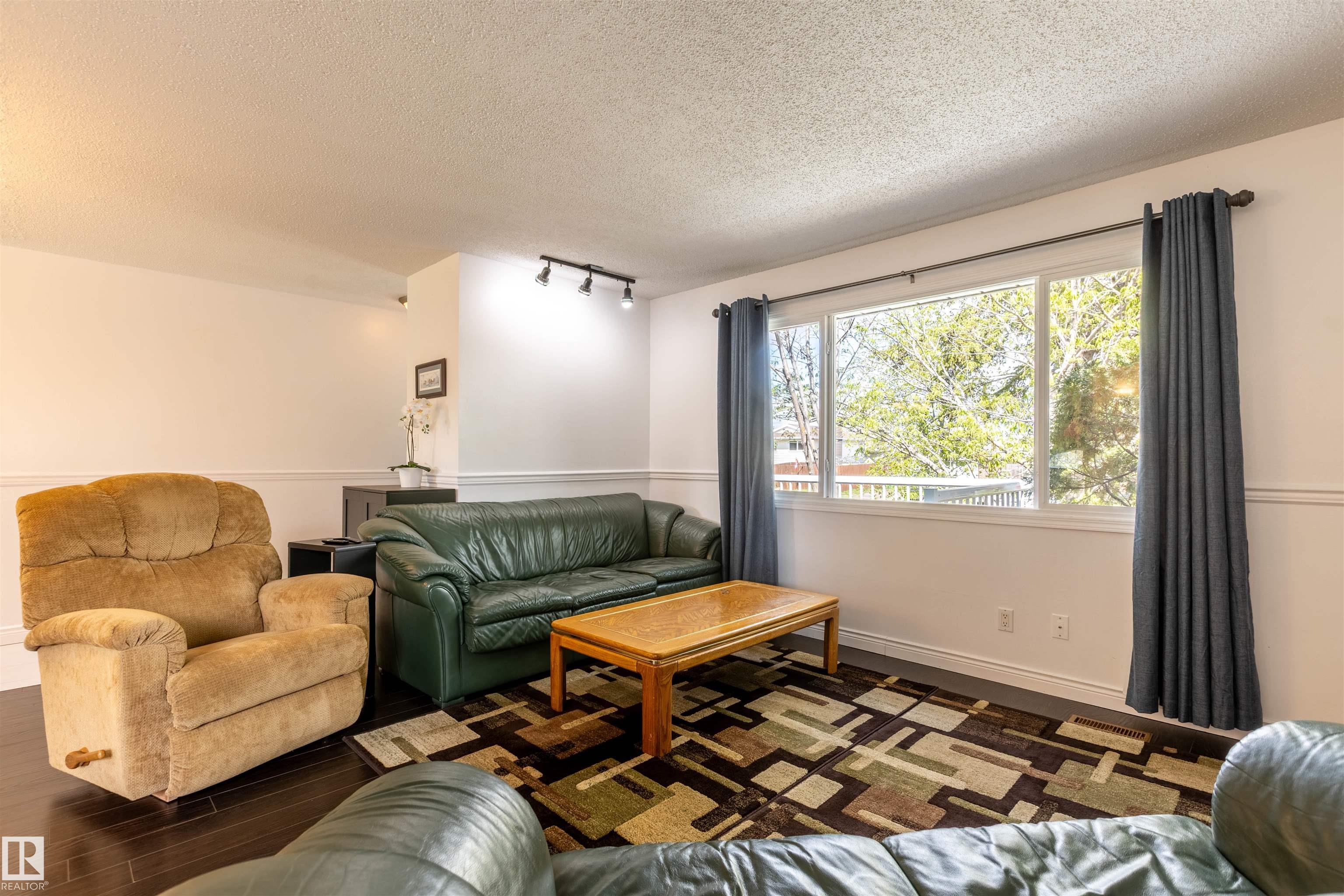 Photo 6 at 722 Grandin Drive, Morinville