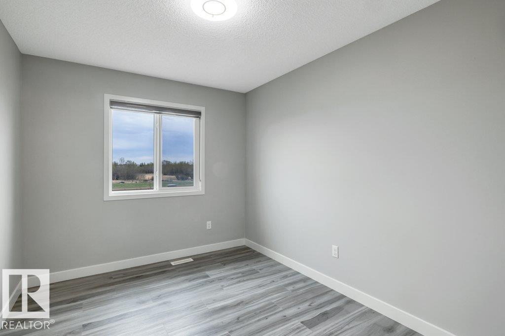 https://zimg.paragon.ice.com/ParagonImages/Property/PM/RAE/225401343/21/0/0/c87bfe948487bfc9c8b25821e3451905/1/05b7c8101408672e23d3334065ea4f6b/225401343-bd275f05-f428-40d9-9e1b-0c7888a5b3fb.JPG
