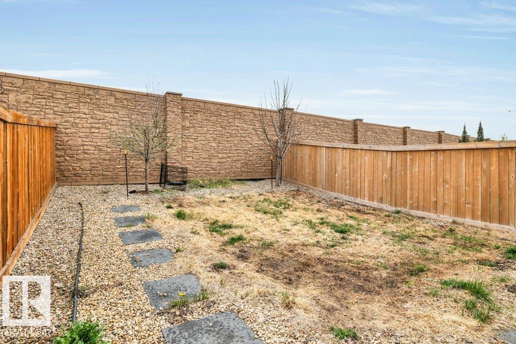 https://zimg.paragon.ice.com/ParagonImages/Property/PM/RAE/225401343/26/0/0/ce1cb72c47f5b2cd3a8629fc5a331dad/1/05b7c8101408672e23d3334065ea4f6b/225401343-6c9782ed-9e6d-410c-a487-cc2518131d90.JPG