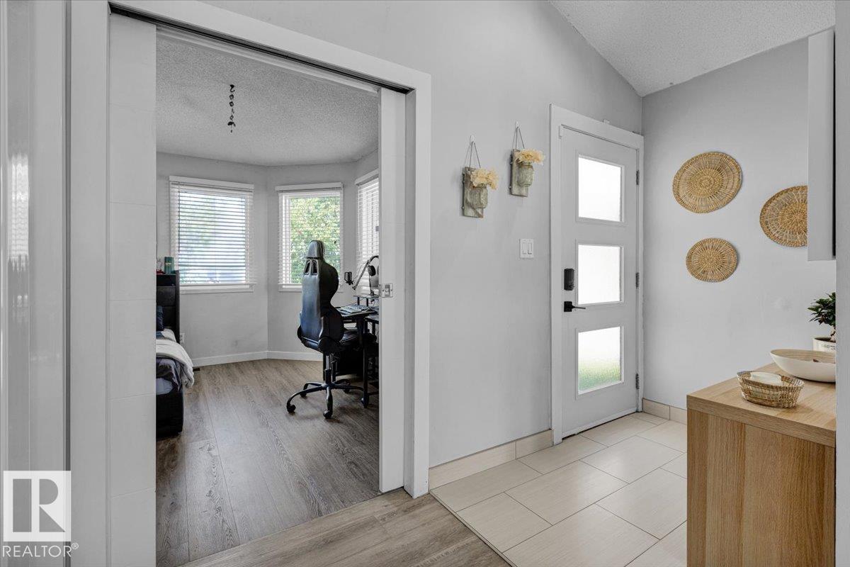 Picture for 18911 58 AV NW