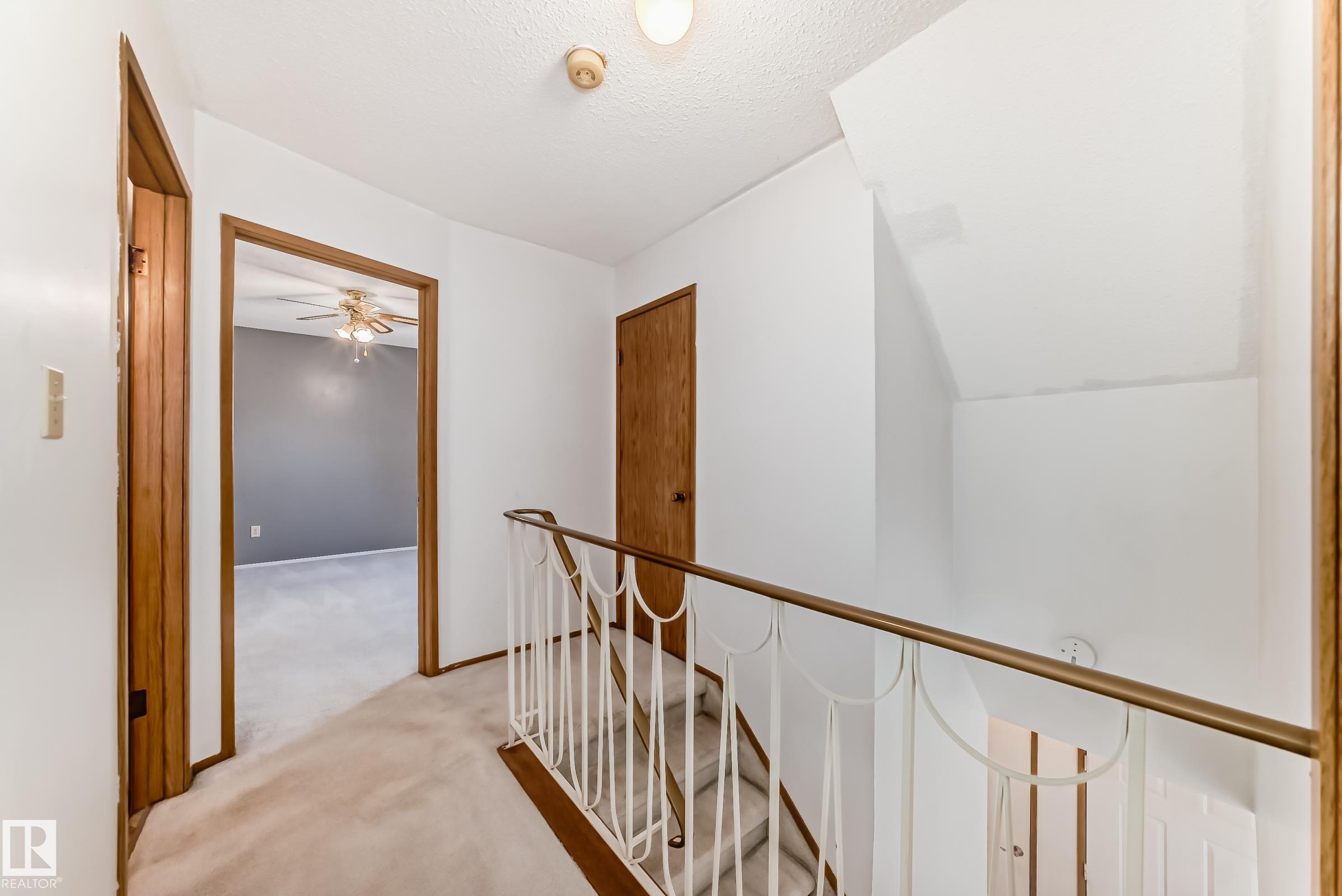 https://zimg.paragon.ice.com/ParagonImages/Property/PM/RAE/225401347/27/0/0/b555395f9c2d61fc4c5abb2e2853f7af/1/1f7014cb32c0a5c80bb9f10fcde7fa67/225401347-bddc9a2c-2870-4035-ba33-554fbdde14df.JPG