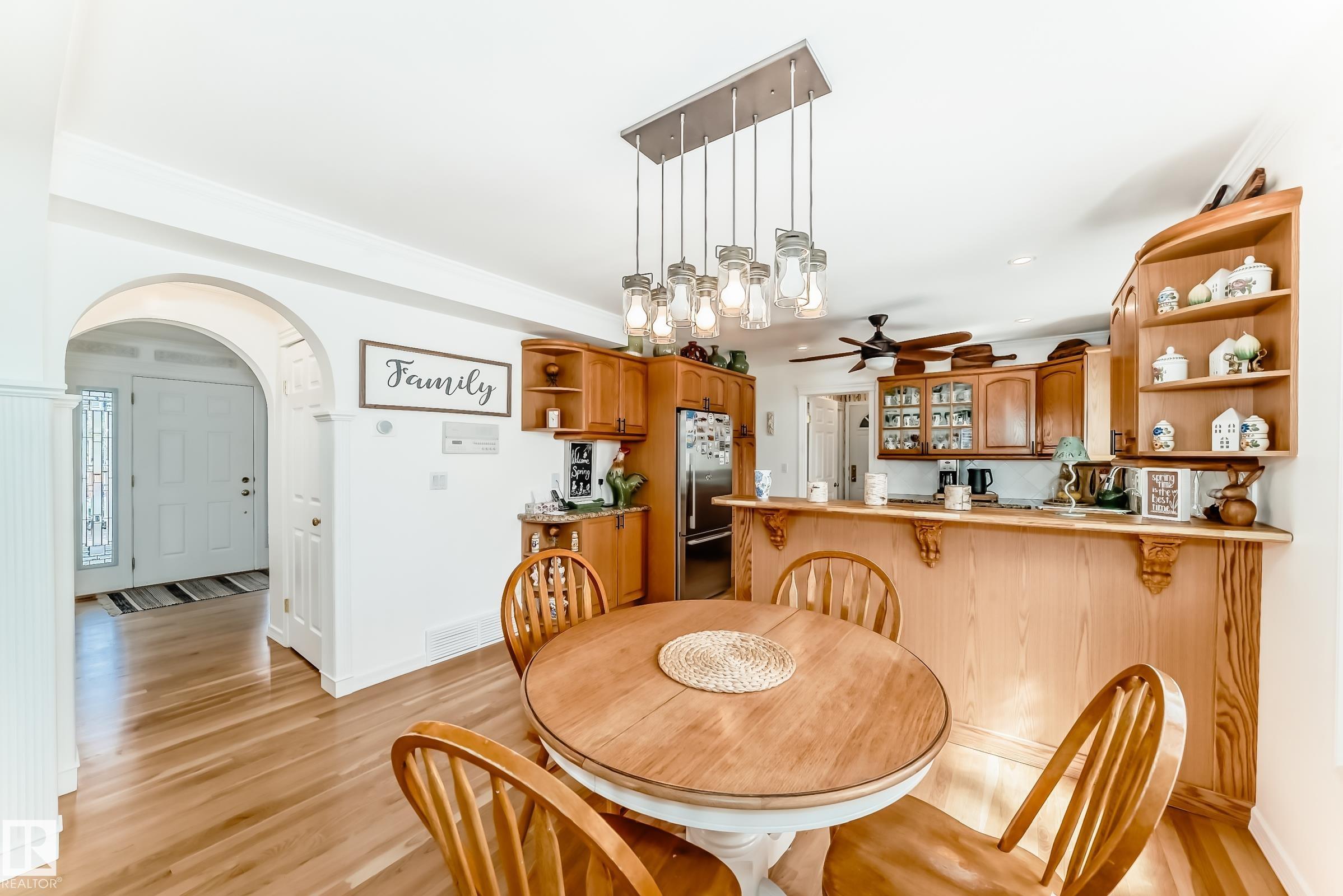 Photo 12 at 11115 44 Street NW, Beverly Heights, Edmonton