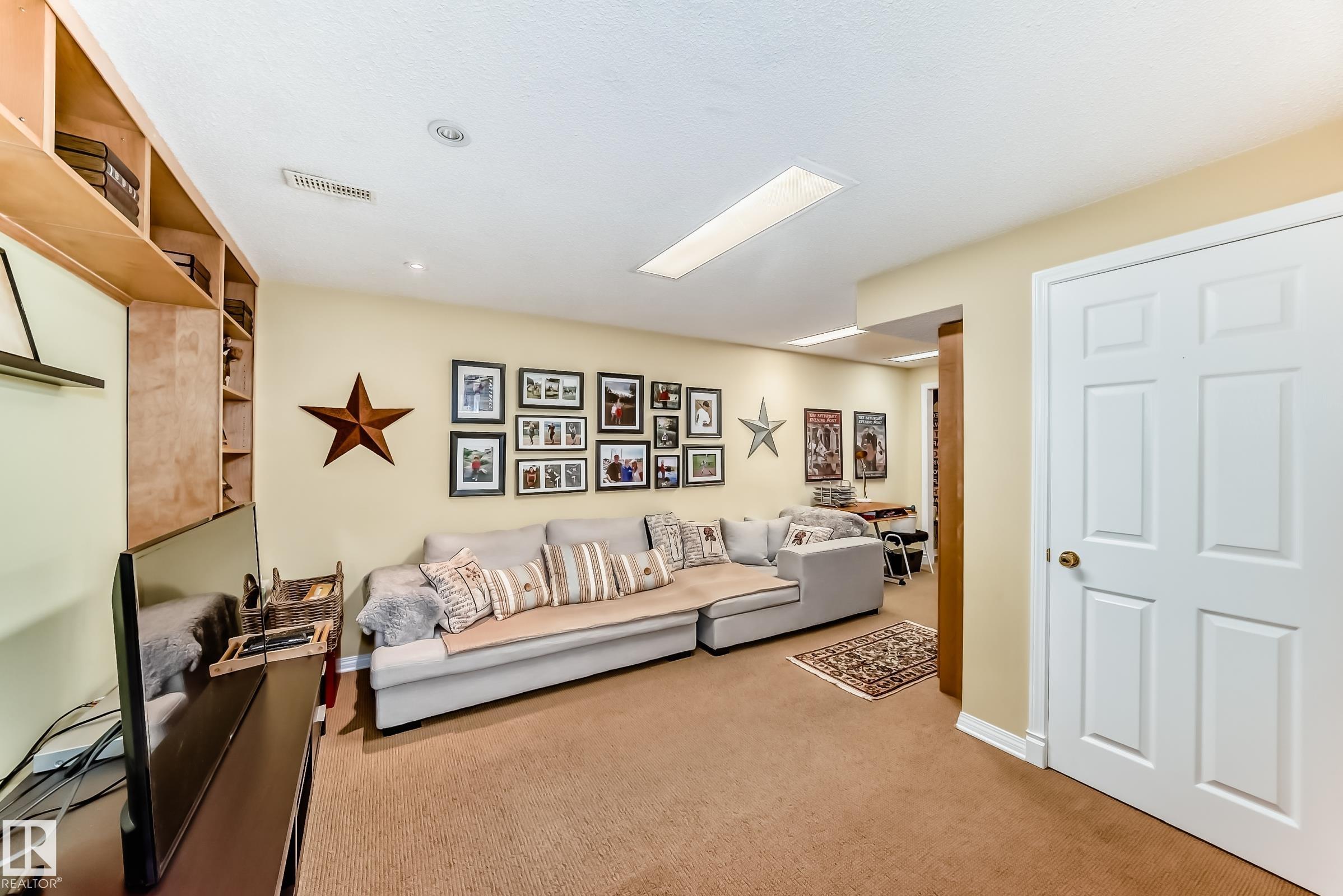 Photo 40 at 11115 44 Street NW, Beverly Heights, Edmonton