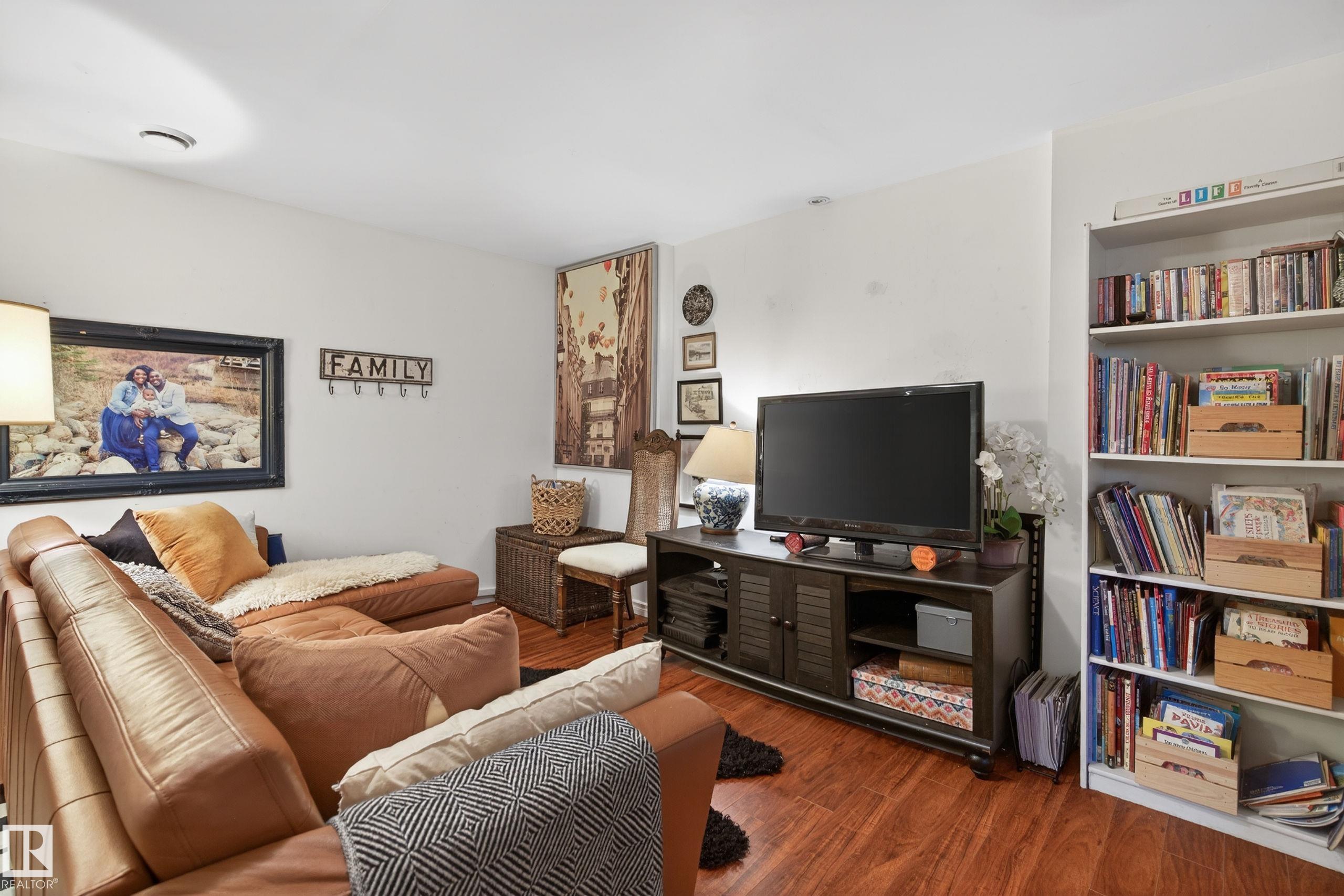 Photo 32 at 6054 South Terwillegar Boulevard NW, South Terwillegar, Edmonton