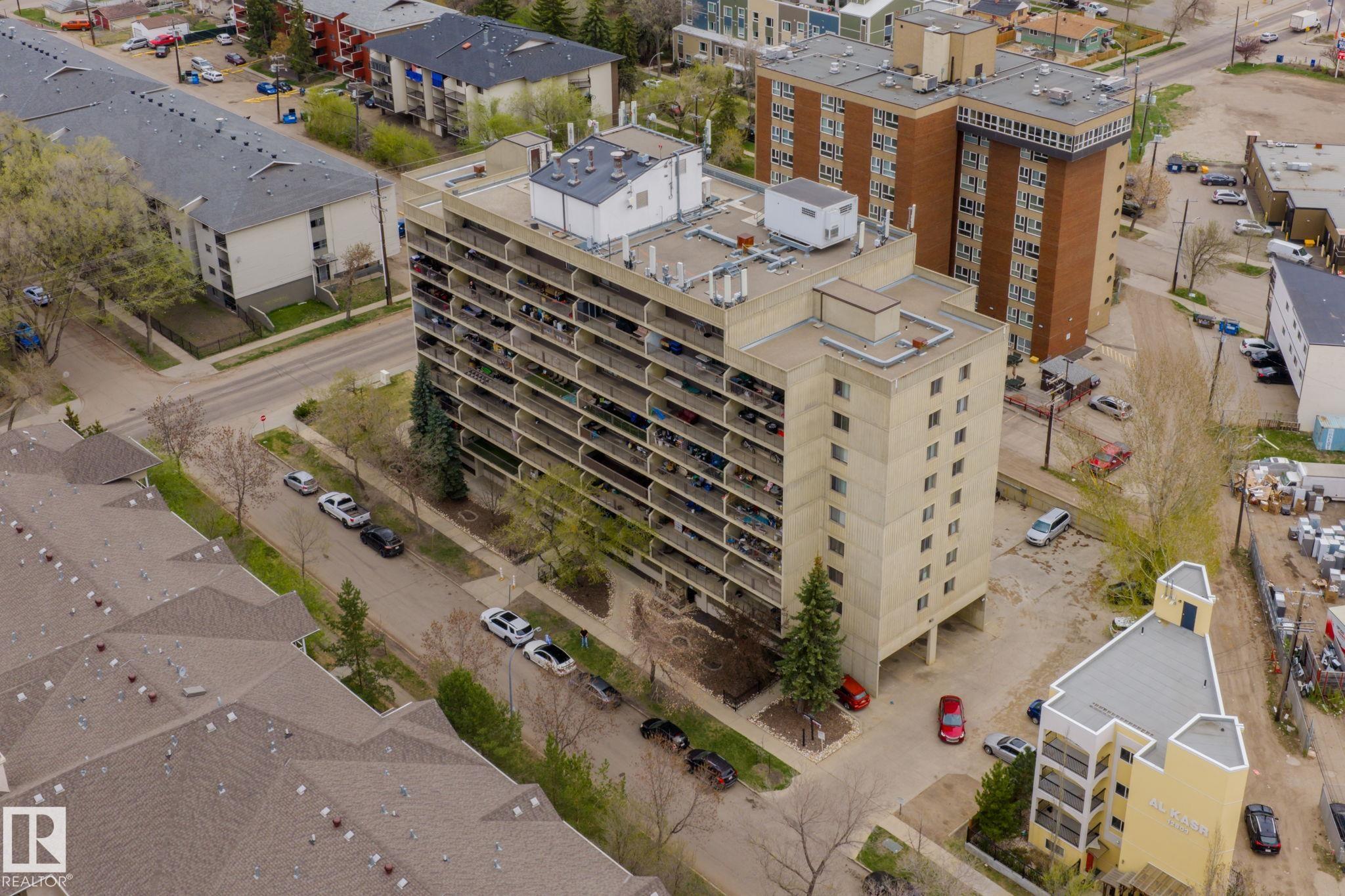 https://zimg.paragon.ice.com/ParagonImages/Property/PM/RAE/225401353/23/0/0/c77e7d6f8ec55bb2920676153b1d3d7d/1/e981c9777748563f218fc0f77ef197b6/225401353-fe68c6f4-959f-4730-ae1f-7b61e30e71db.JPG